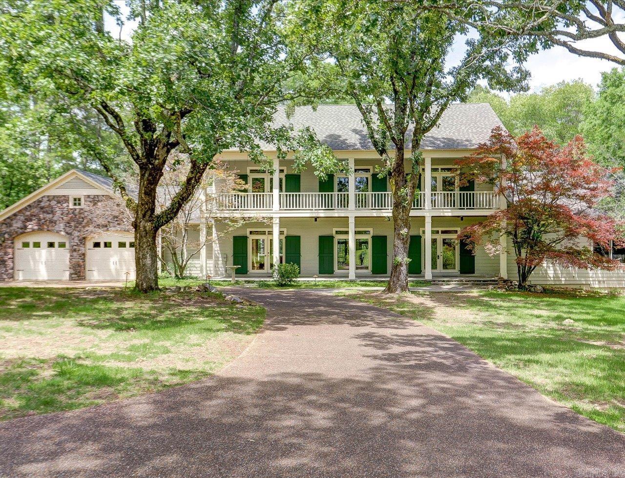 126  Lakeside  Hot Springs, AR