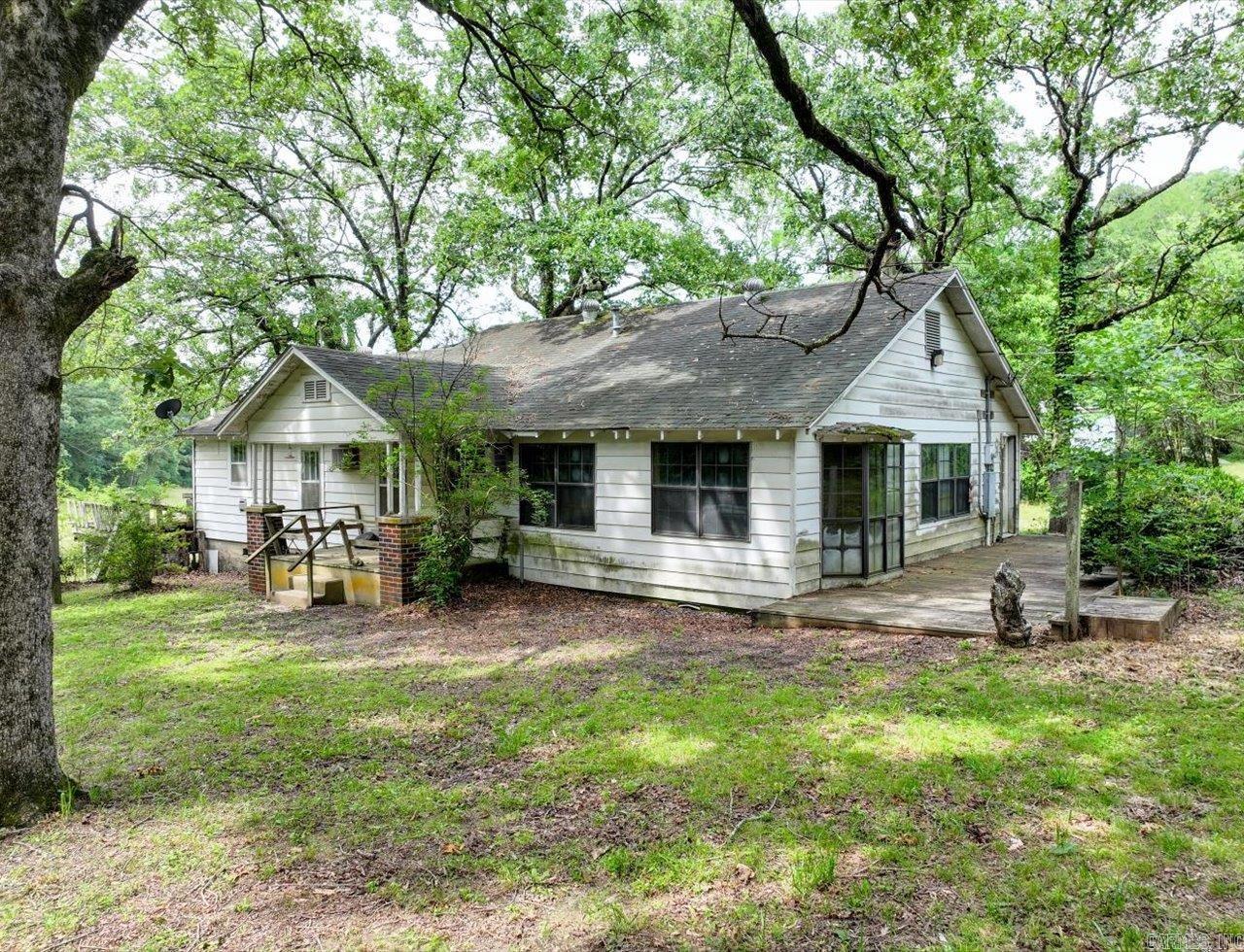 249 River Drive Oden, AR 71961