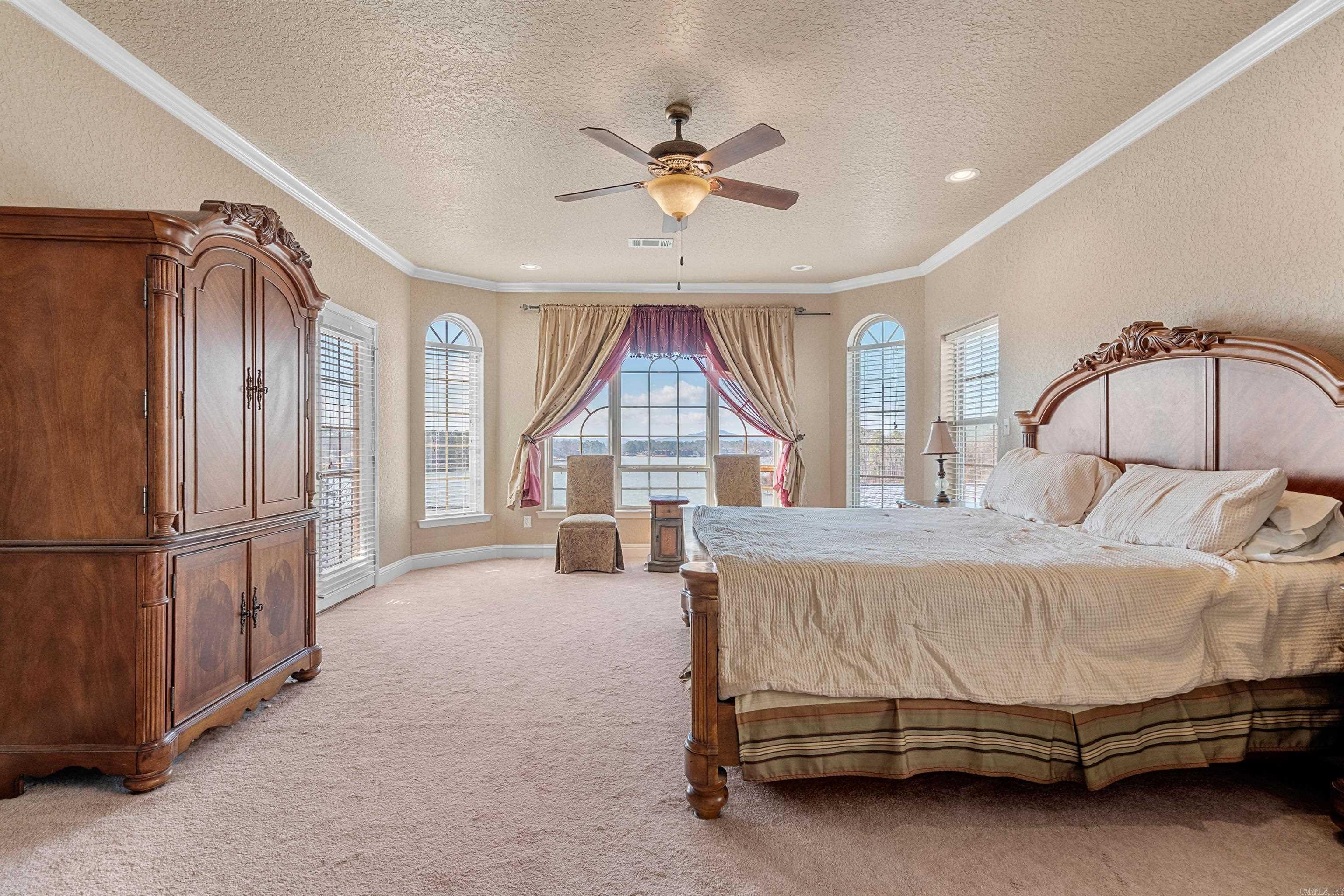 620 Grand Point Hot Springs, AR 71913