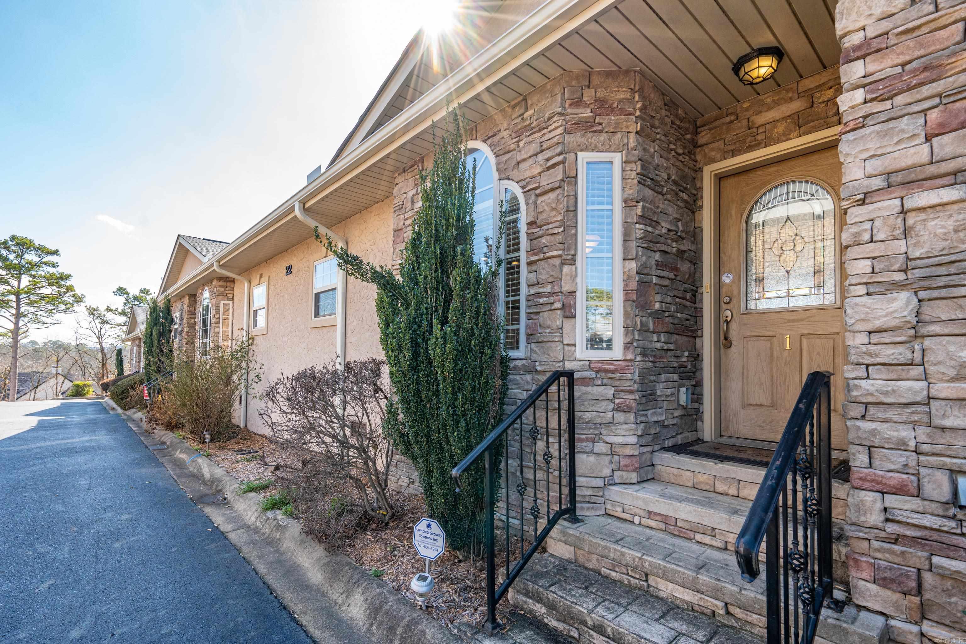 620 Grand Point Hot Springs, AR 71913