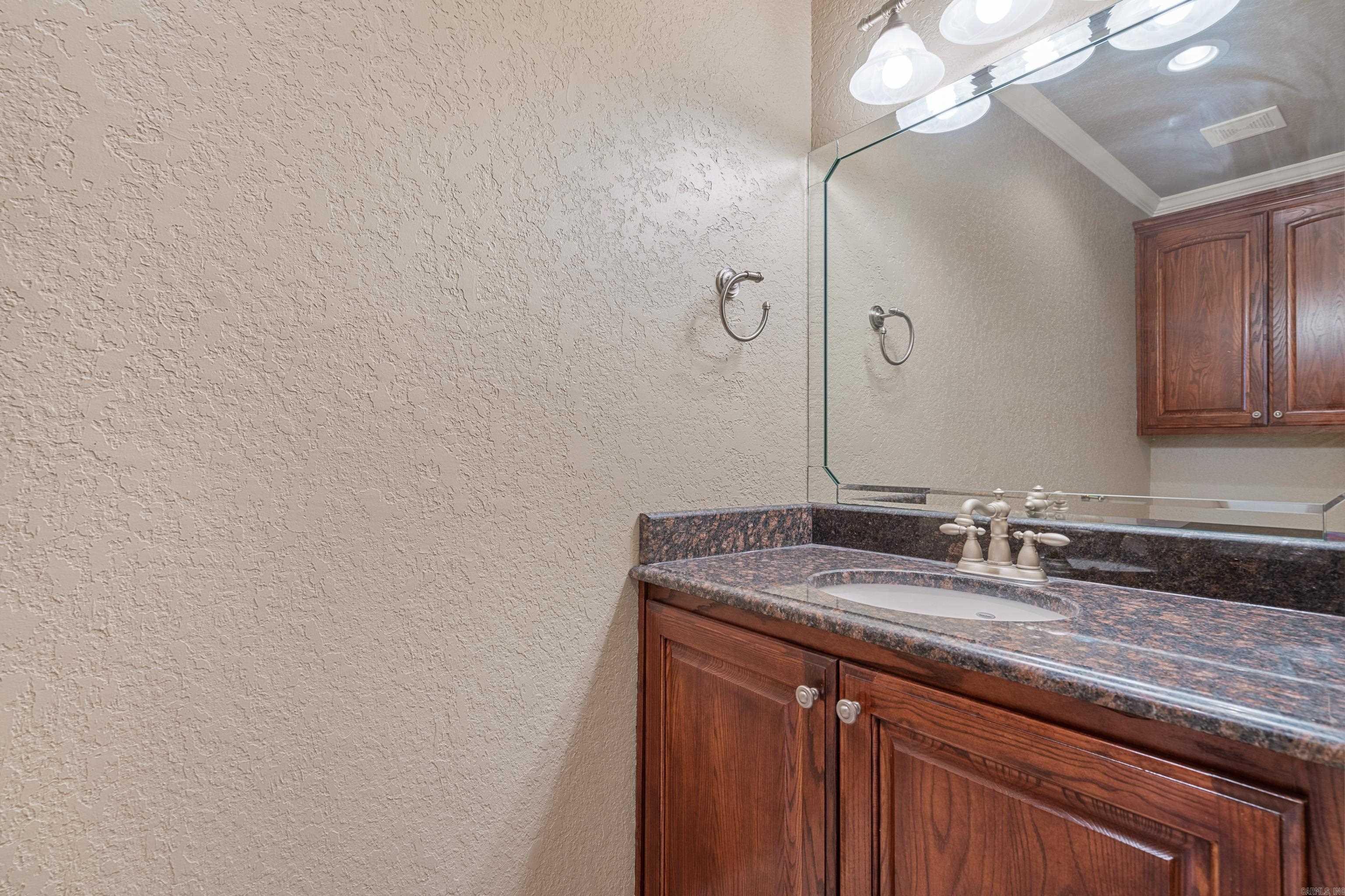 620 Grand Point Hot Springs, AR 71913