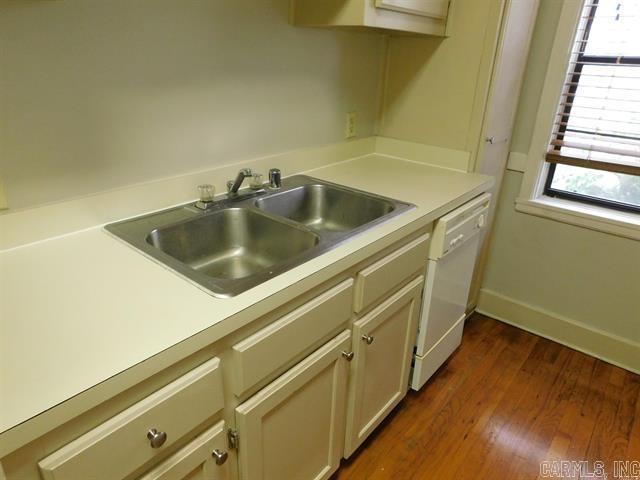 117-121 Daisy L. Gatson Bates  Little Rock, AR