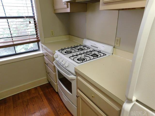 117-121 Daisy L. Gatson Bates  Little Rock, AR