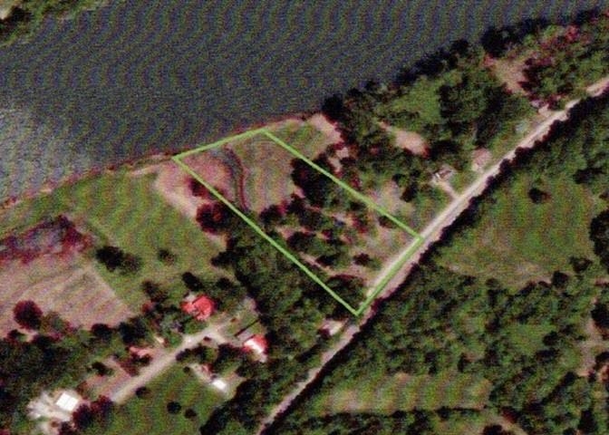 990 N Riverview  Mountain View, AR