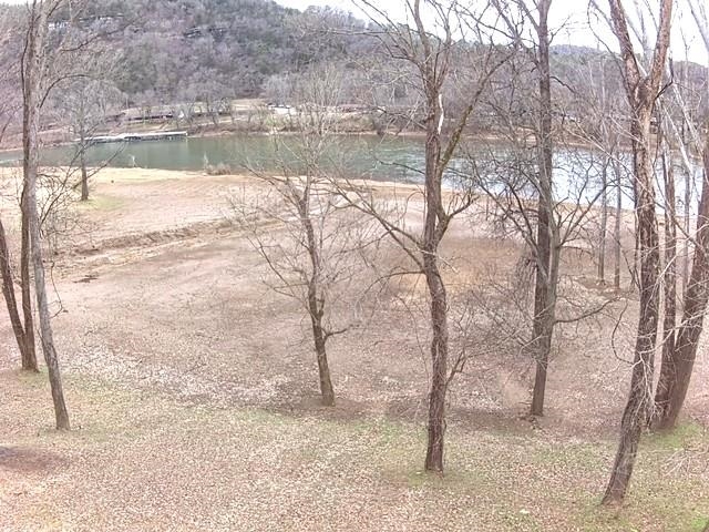 990 N Riverview  Mountain View, AR