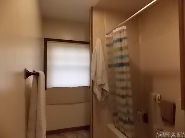 109 E Hicks  Cardwell, MO