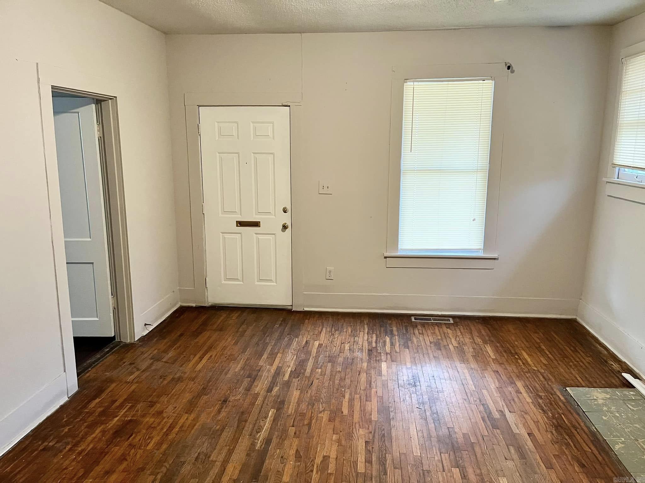 4101 W 21st  Little Rock, AR