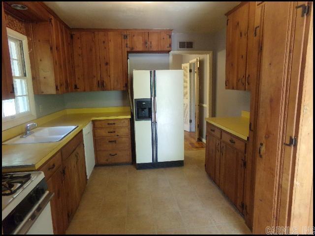 7518 F  Little Rock, AR