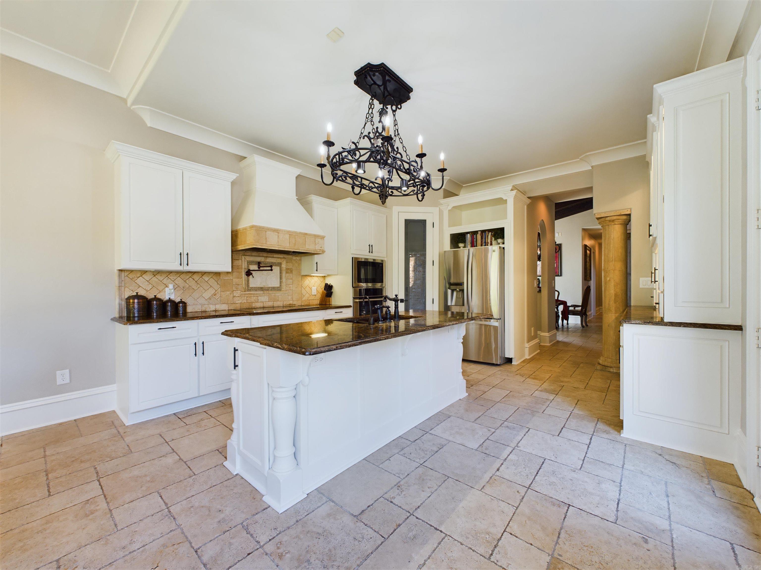 11 La Scala Court Little Rock, AR 72212