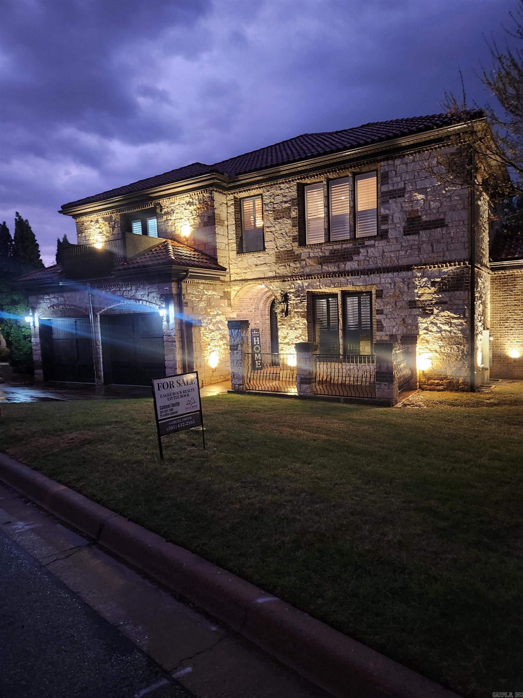 11 La Scala  Little Rock, AR