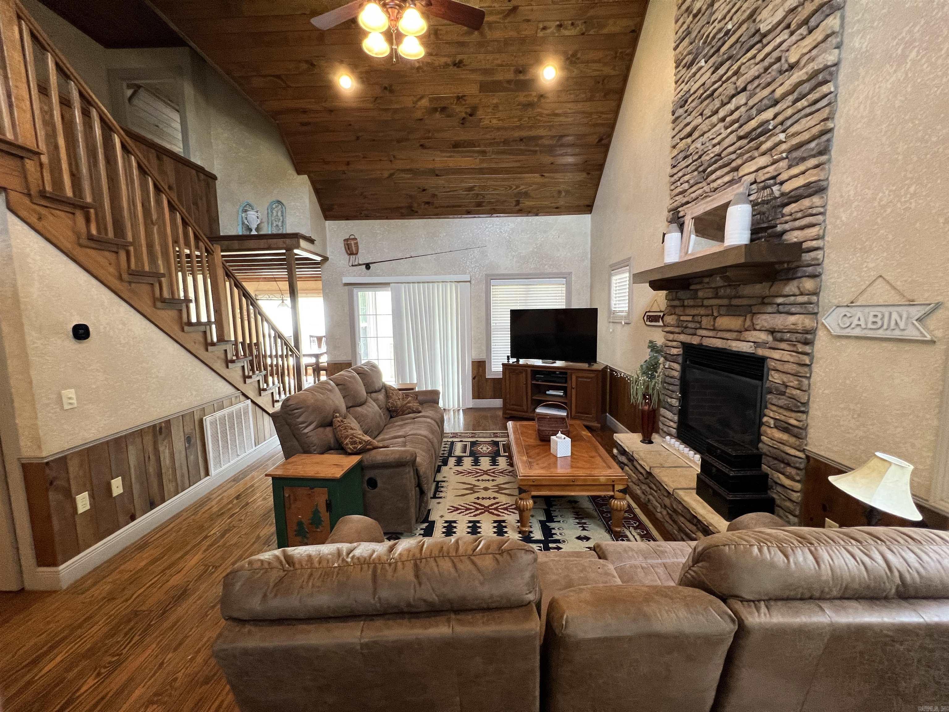 10 Old ford  Heber Springs, AR