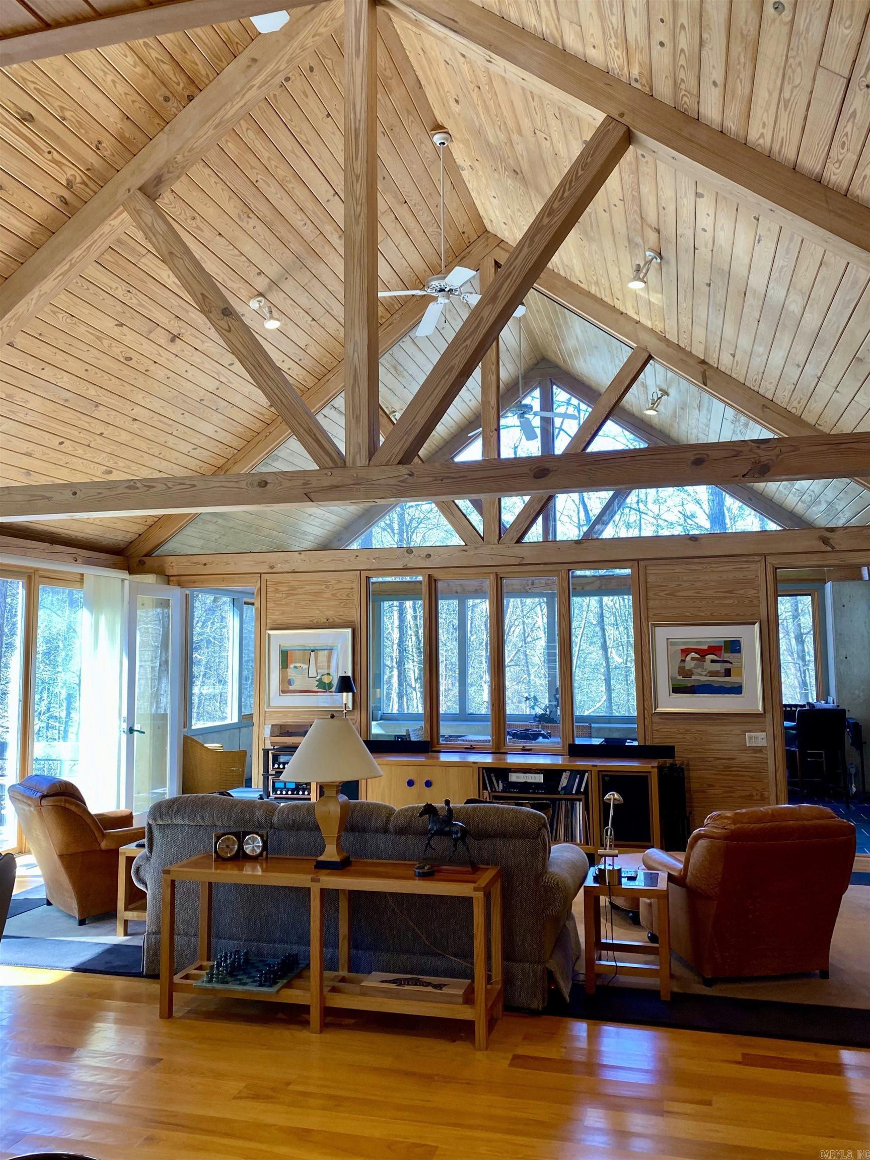 19 Southridge  Mount Ida, AR