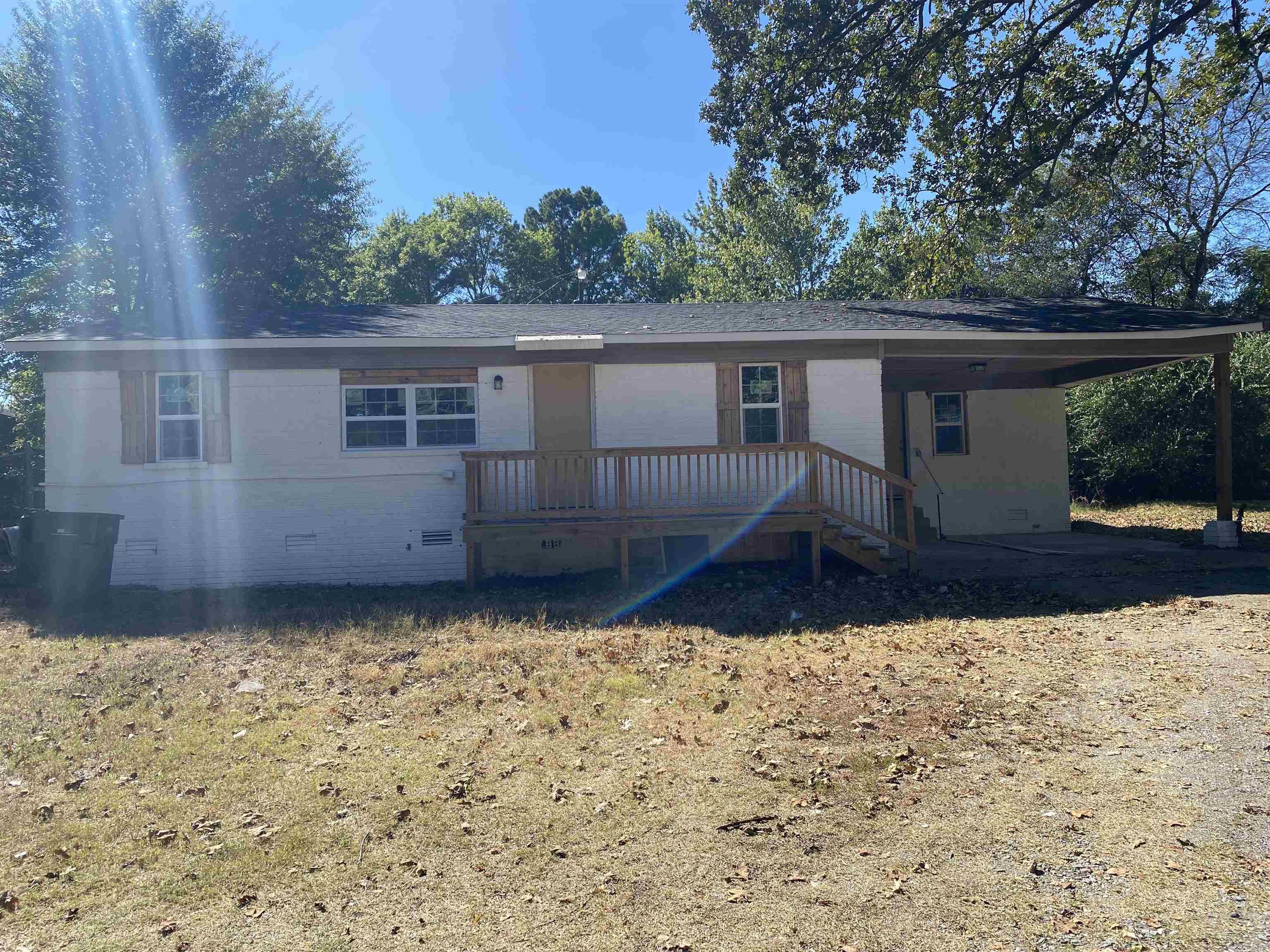 1423 1/2 S East Street