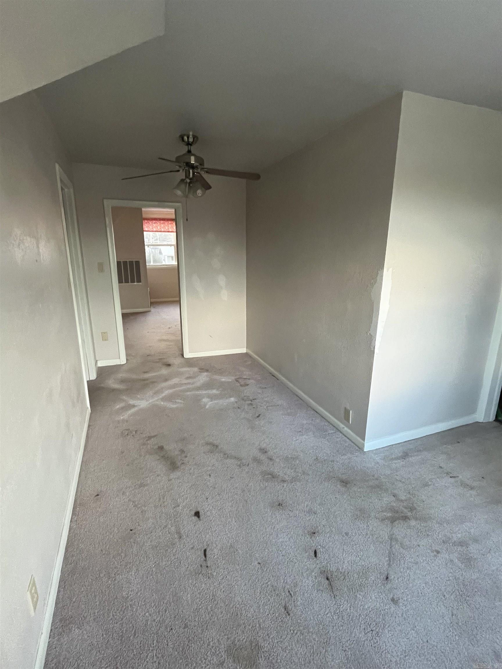 140 N Oak St  Salem, AR