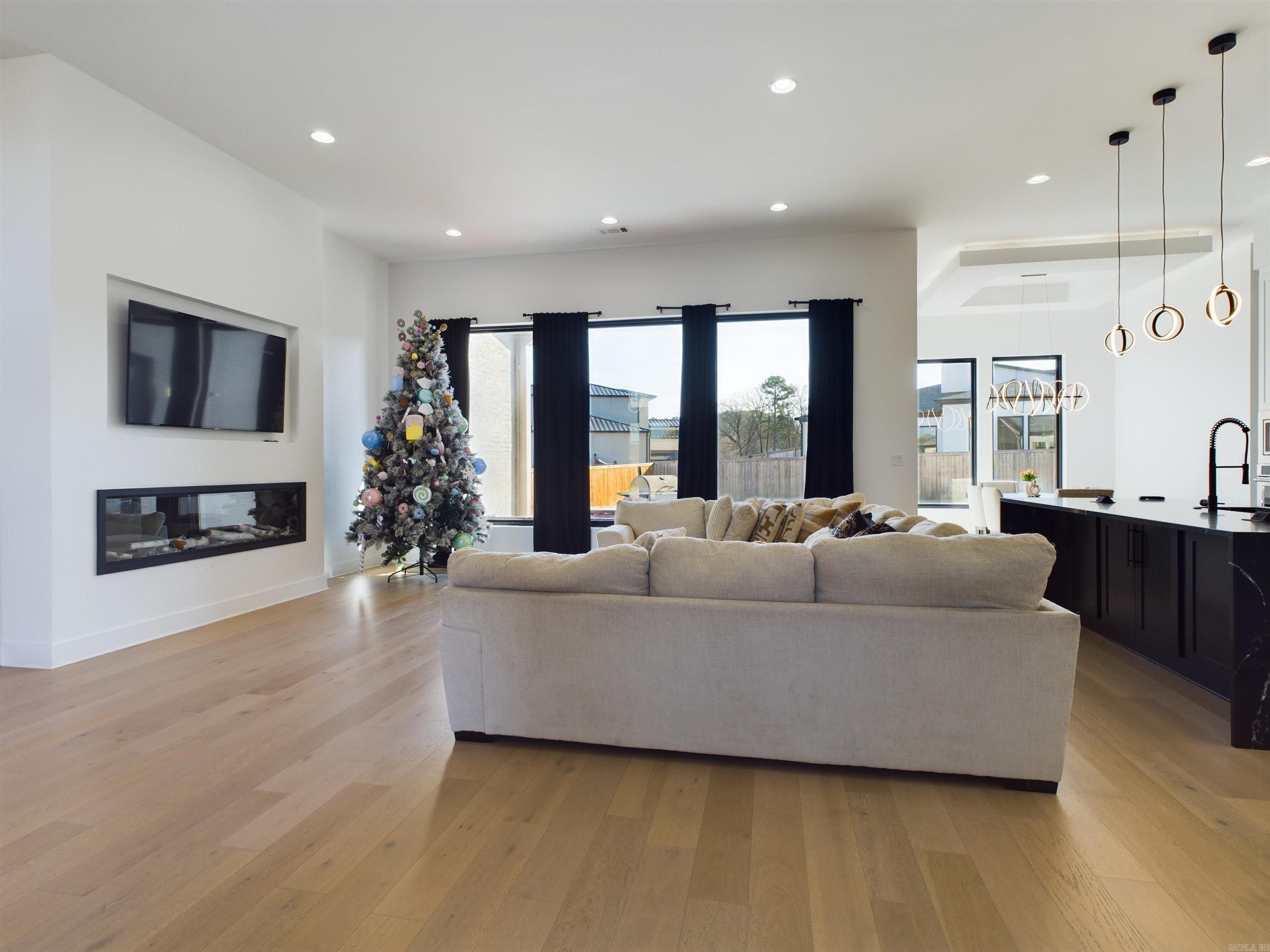 6856 Hilo Avenue Benton, AR 72019