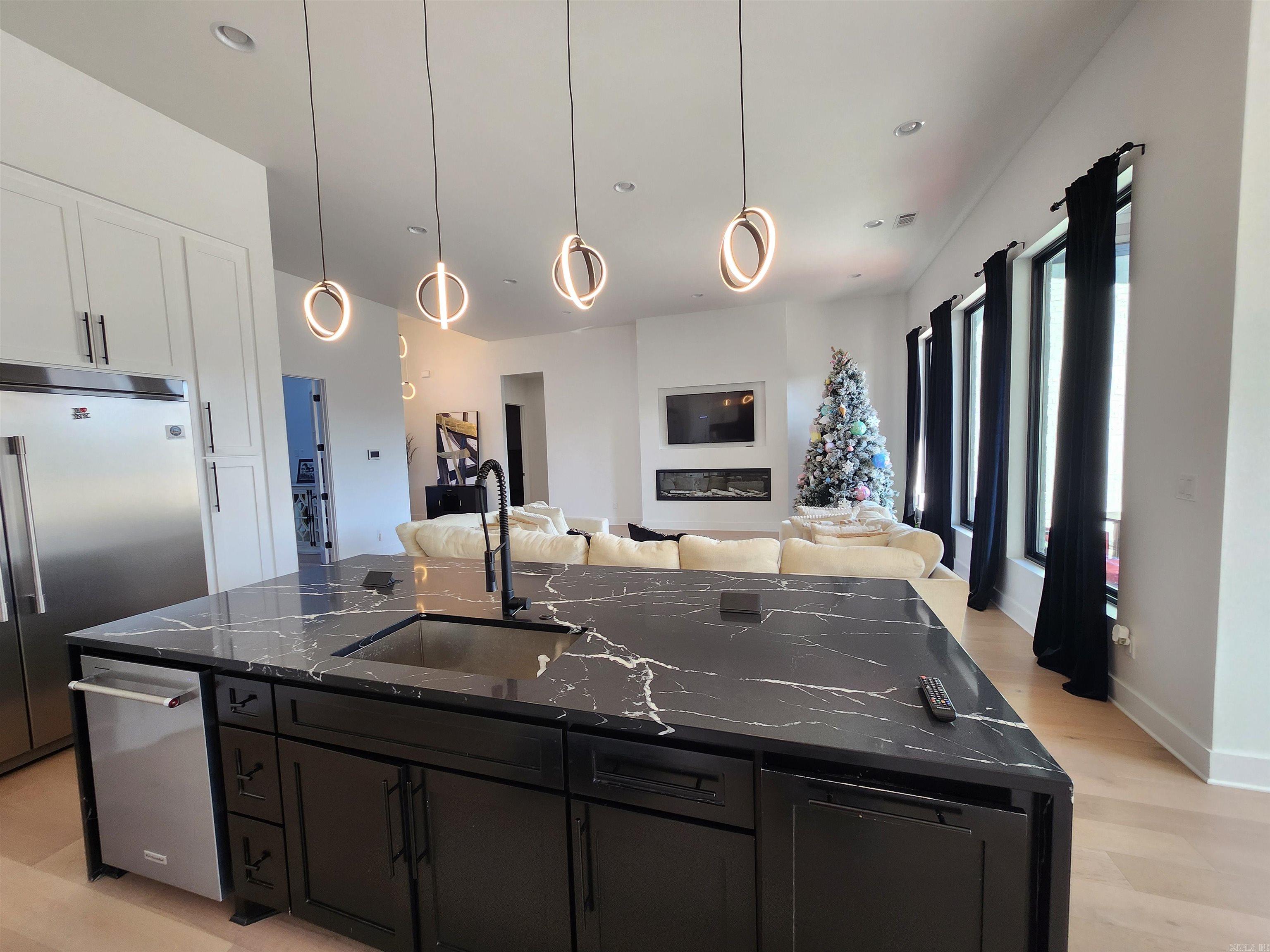 6856 Hilo Avenue Benton, AR 72019