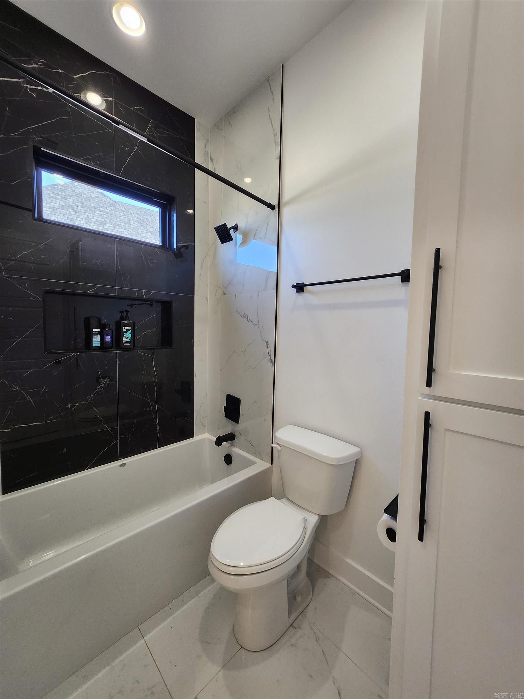 6856 Hilo Avenue Benton, AR 72019