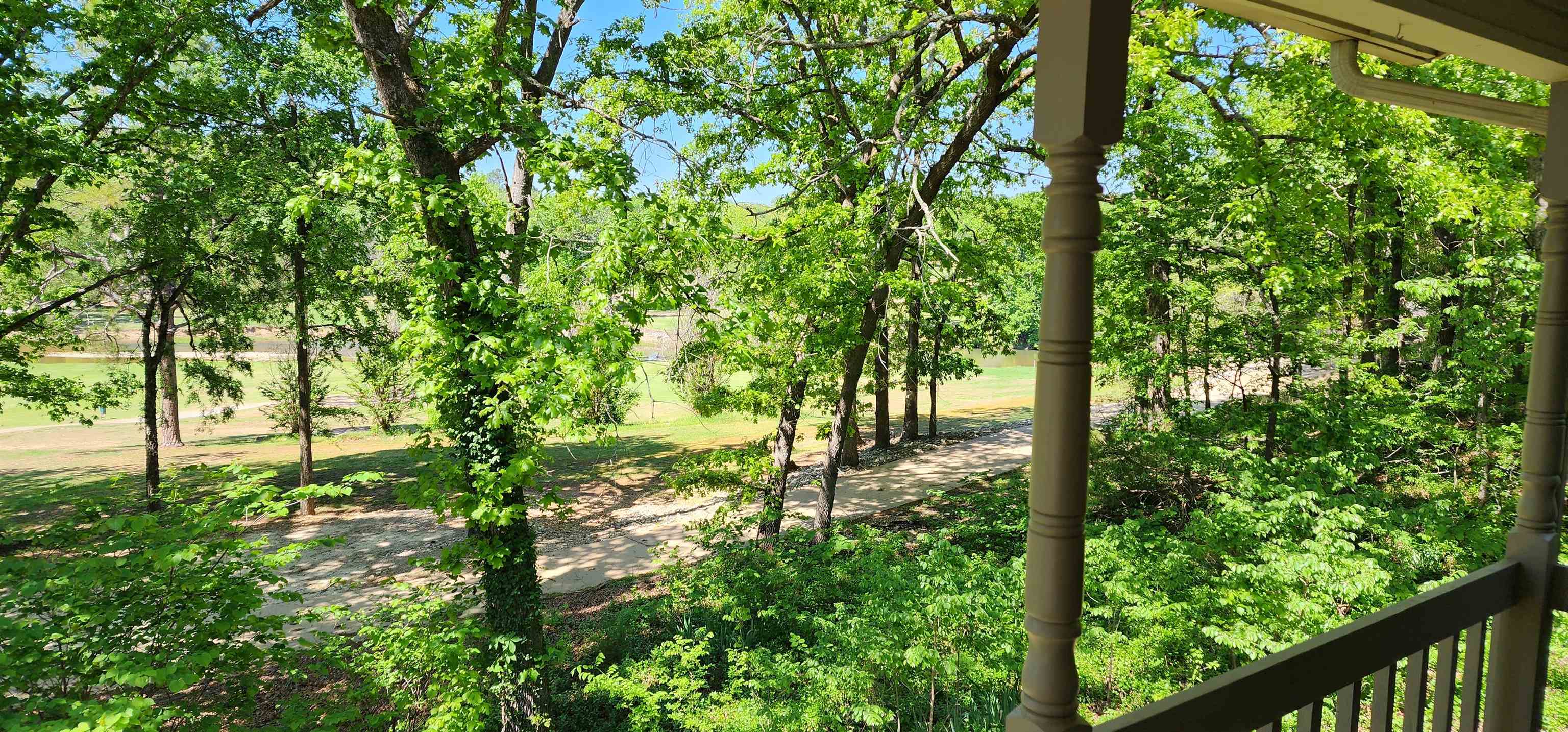 107 Cherokee  Cherokee Village, AR