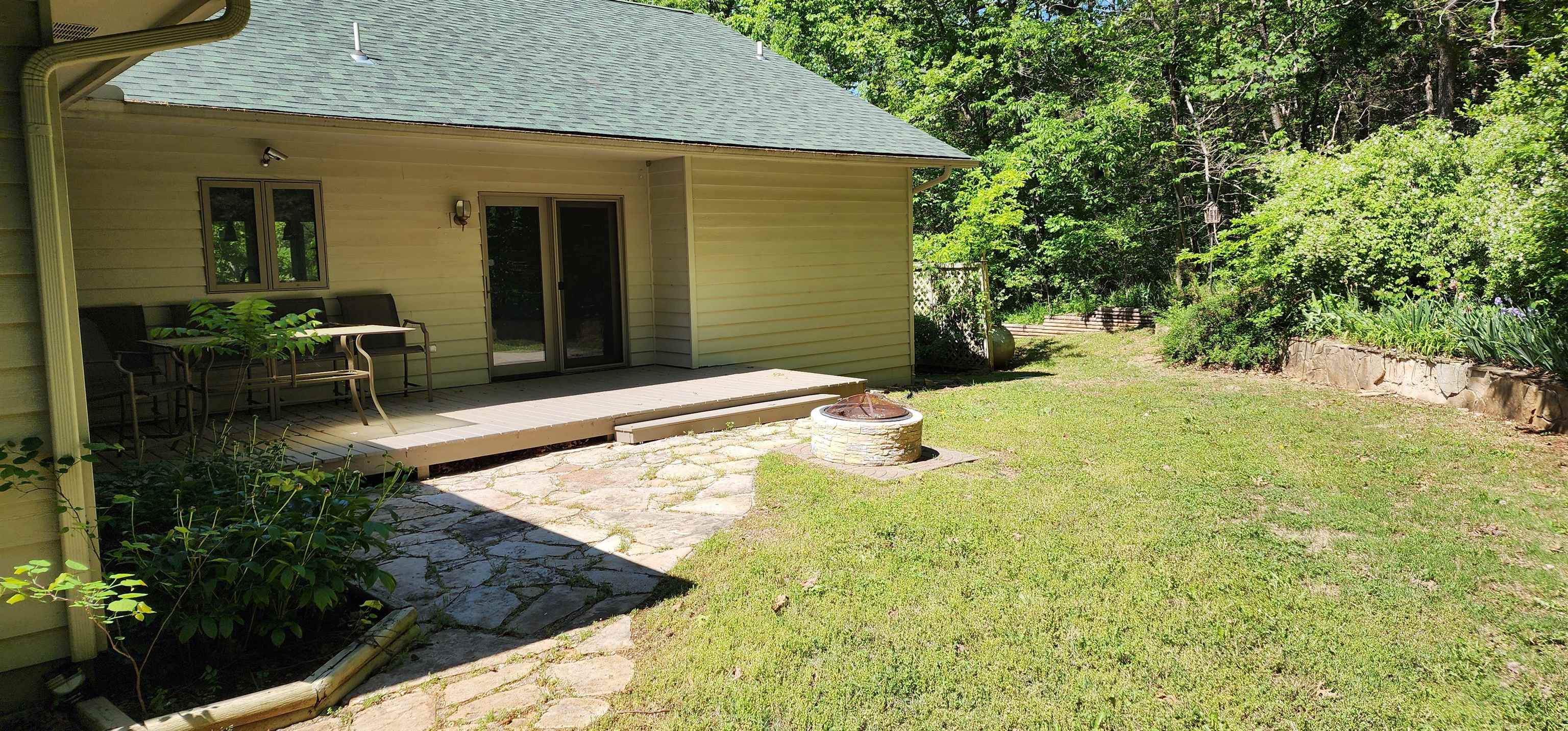 107 Cherokee  Cherokee Village, AR