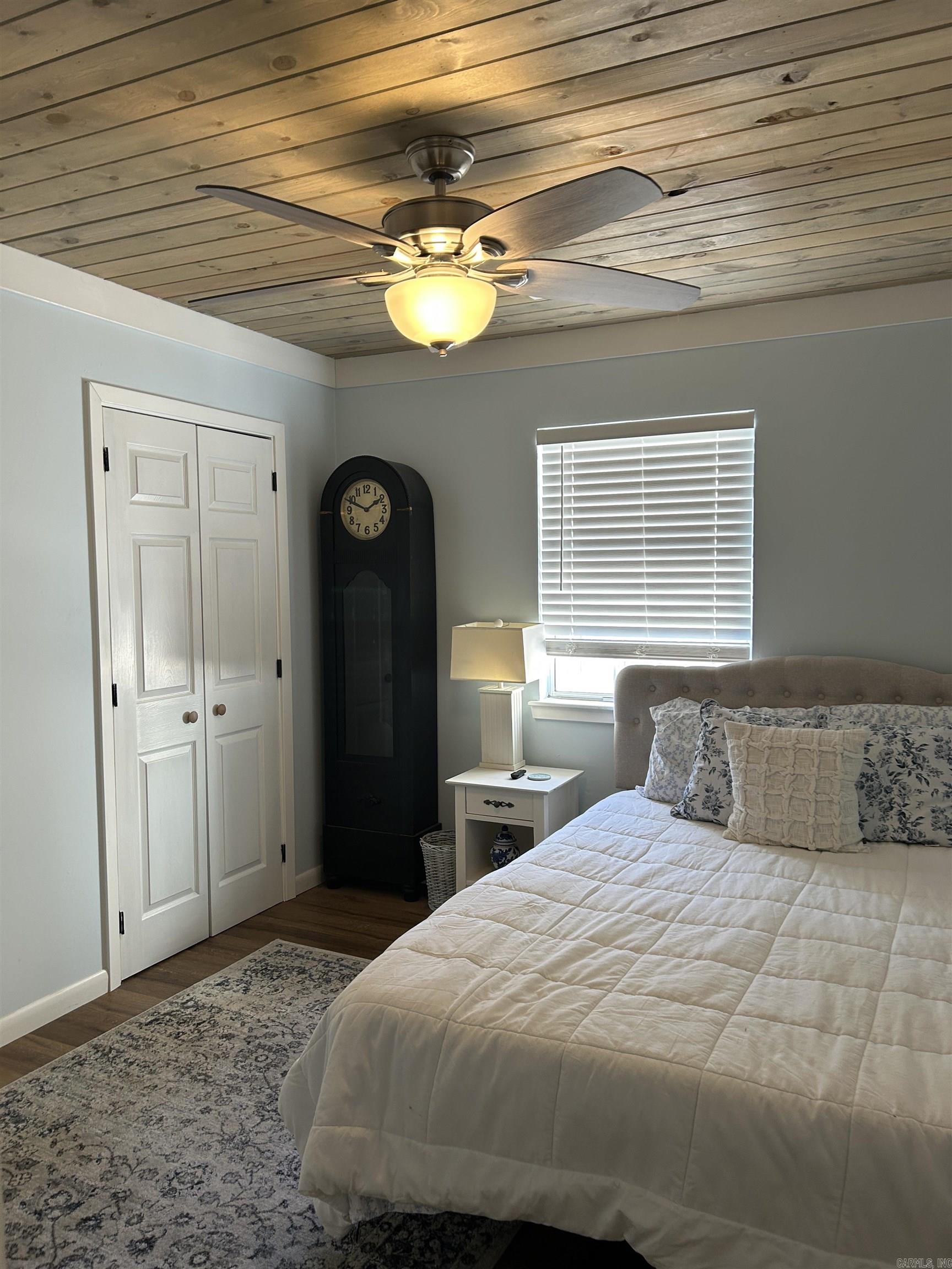 27 Matthews Ln — photo 3