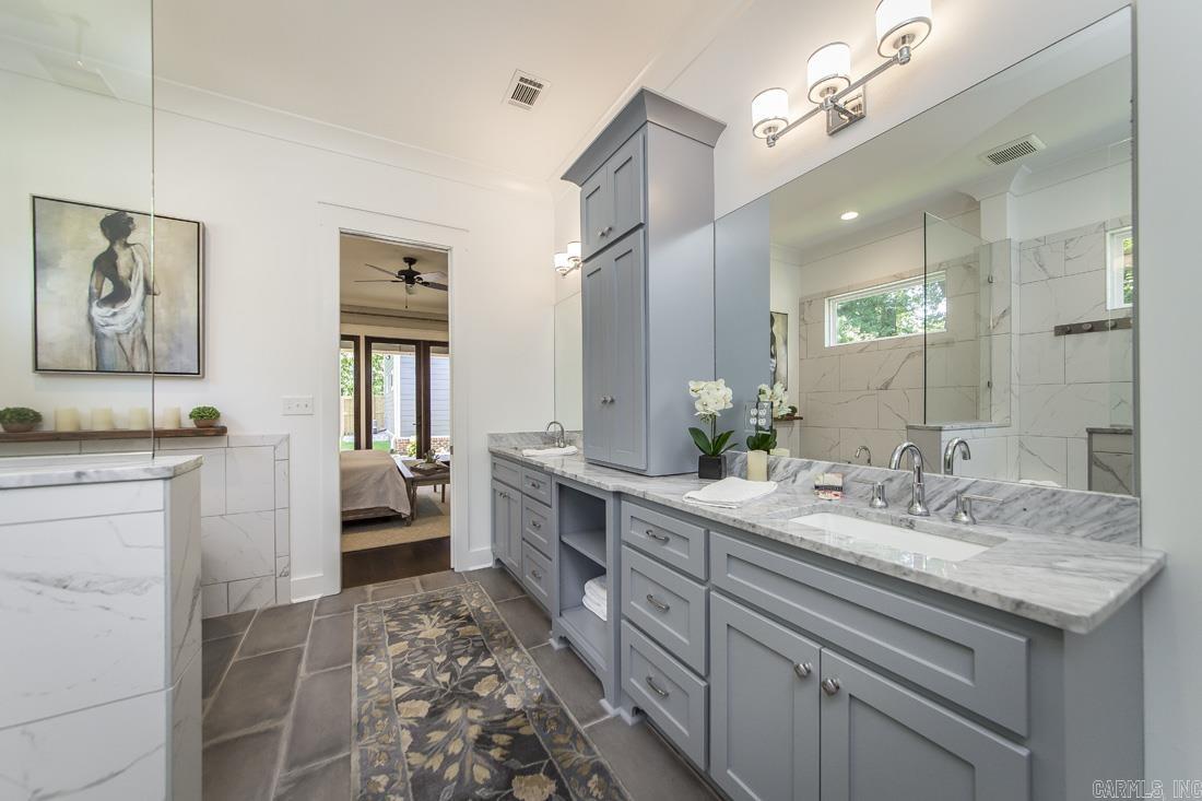 1607 N University  Little Rock, AR