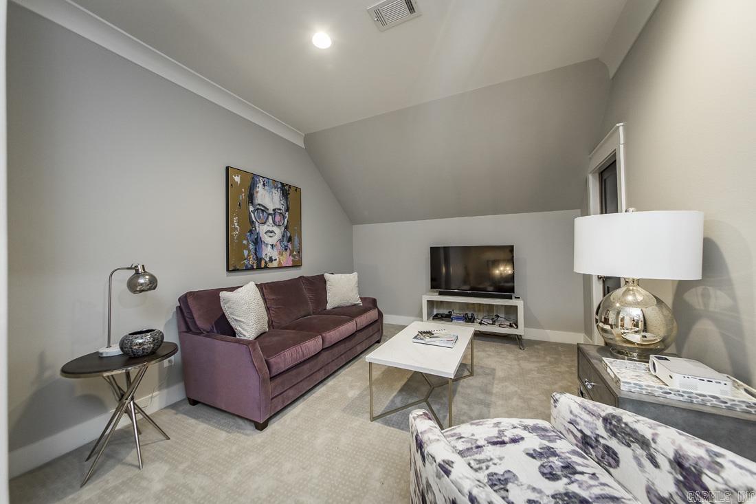 1607 N University  Little Rock, AR