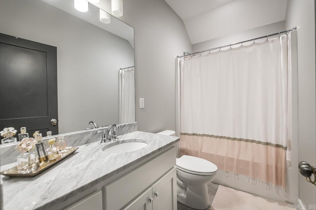 1607 N University  Little Rock, AR