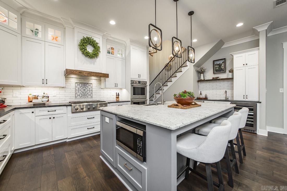 1607 N University  Little Rock, AR