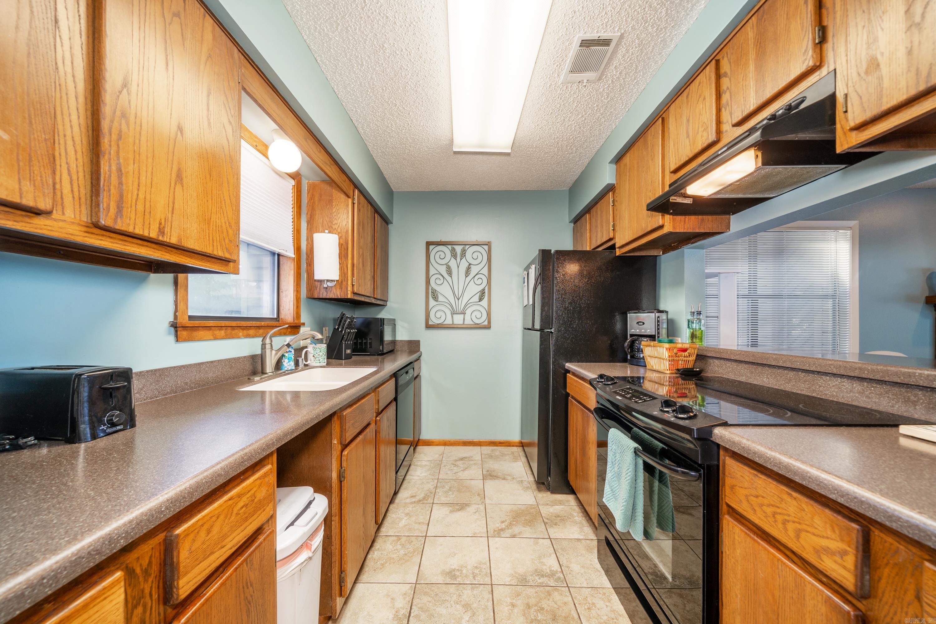 1319 Airport  Hot Springs, AR