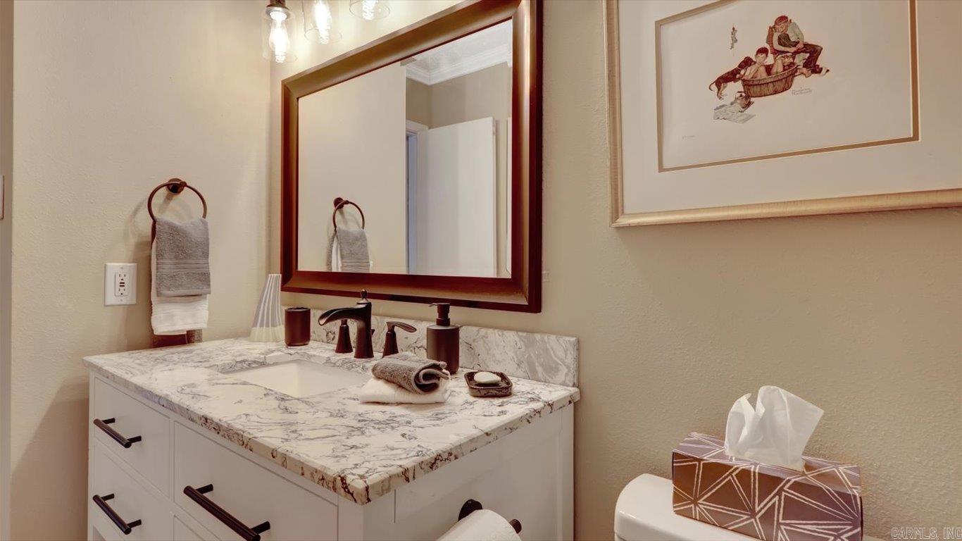 201 Daffodil Street Hot Springs, AR 71913