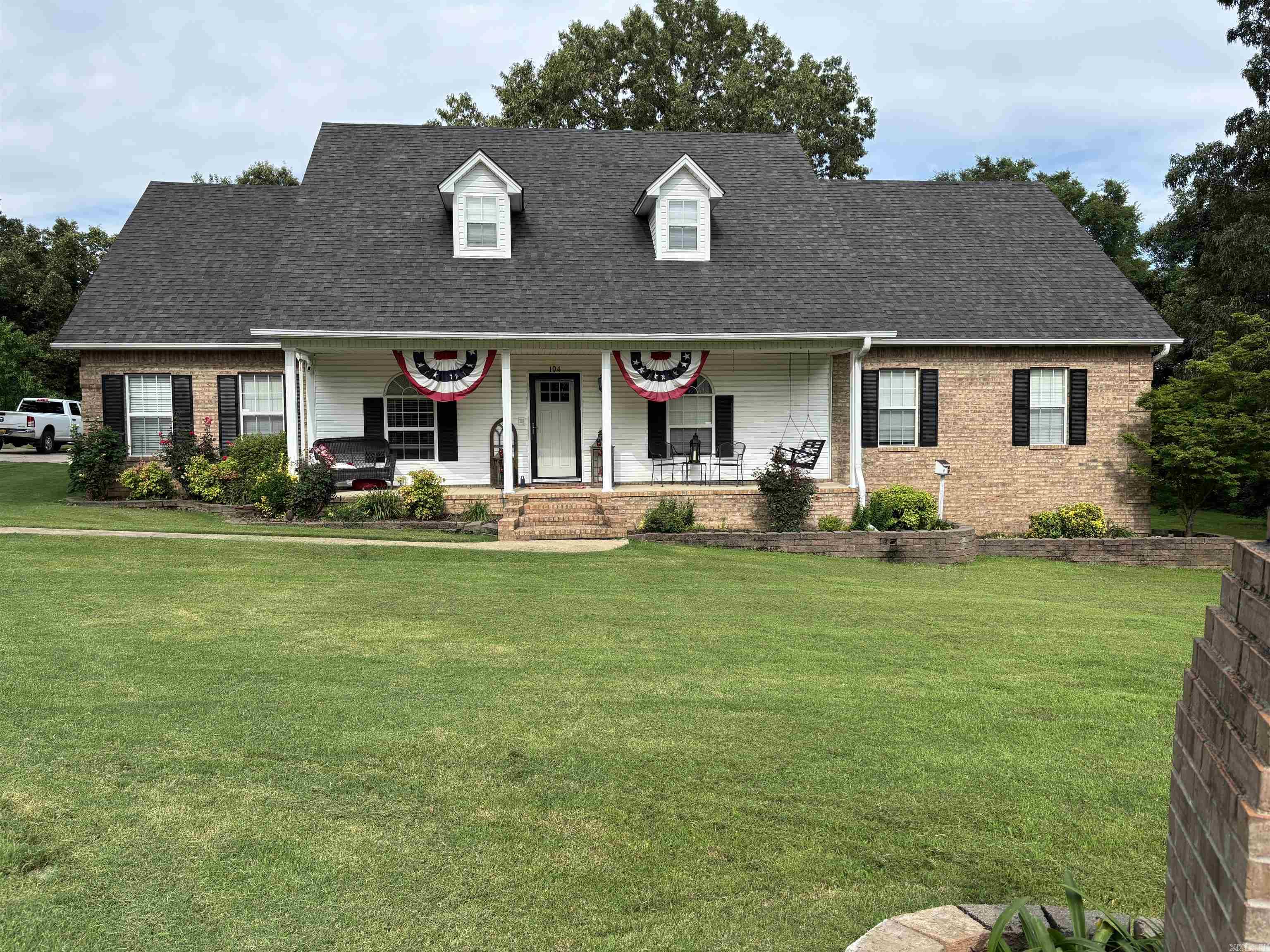 104 E Courtney Cove Searcy, AR 72143-0000