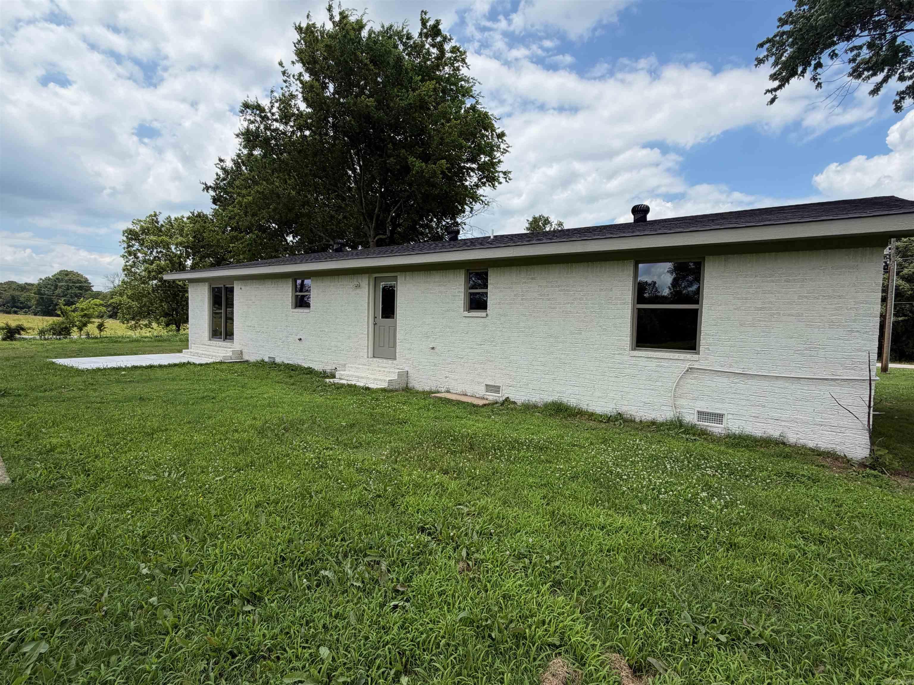 517 Highway 287 Morrilton, AR 72110