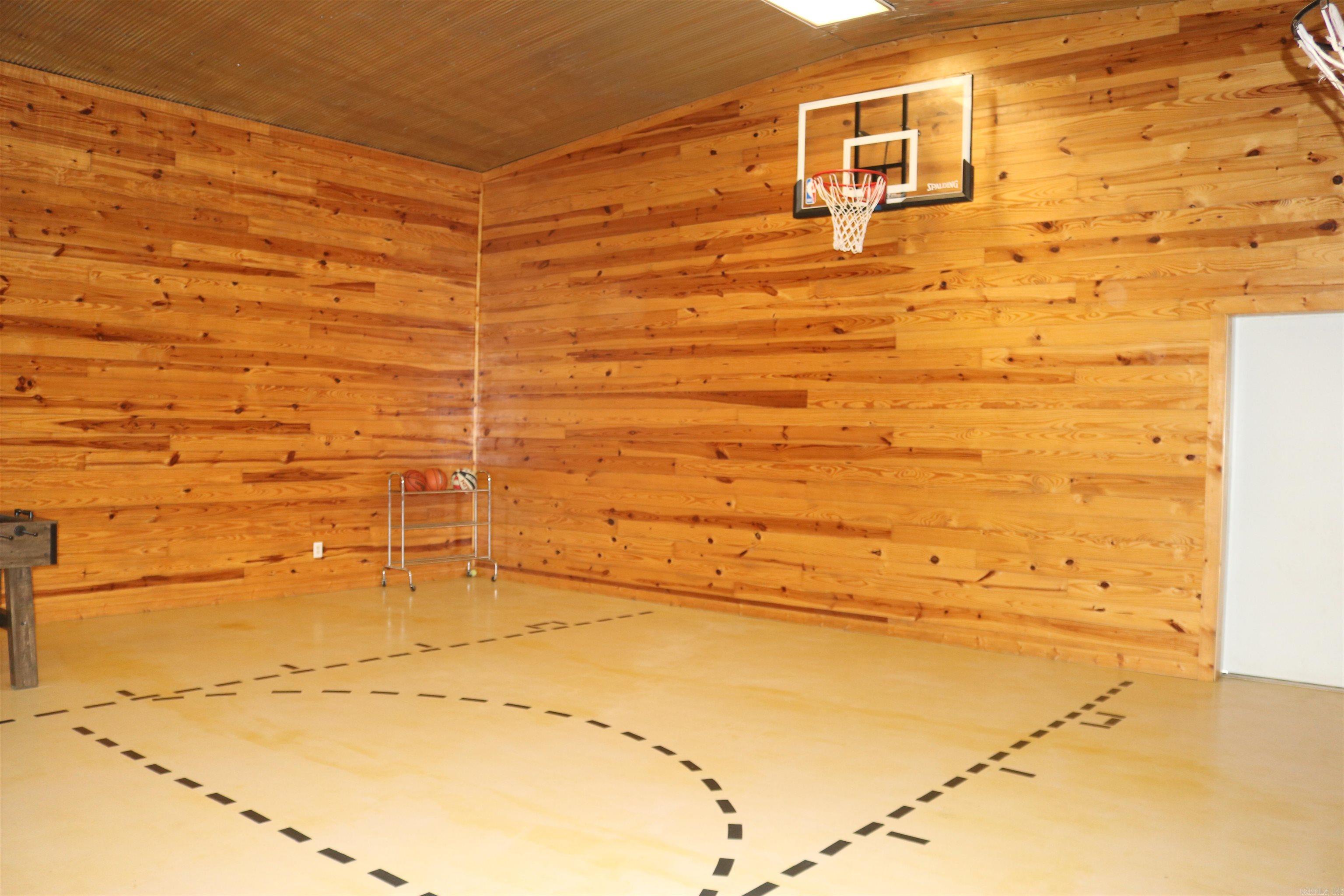 659 Hardway Road Clinton, AR 72031