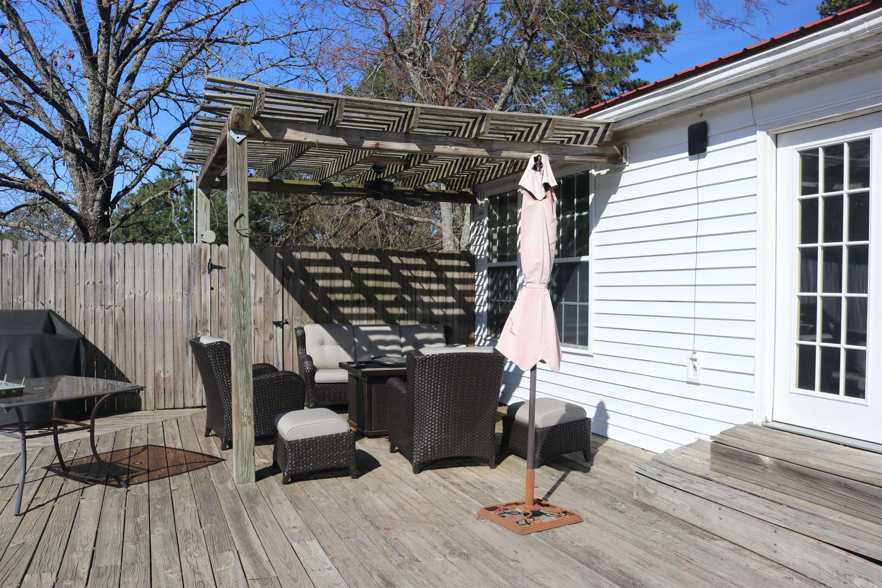 659 Hardway Road Clinton, AR 72031