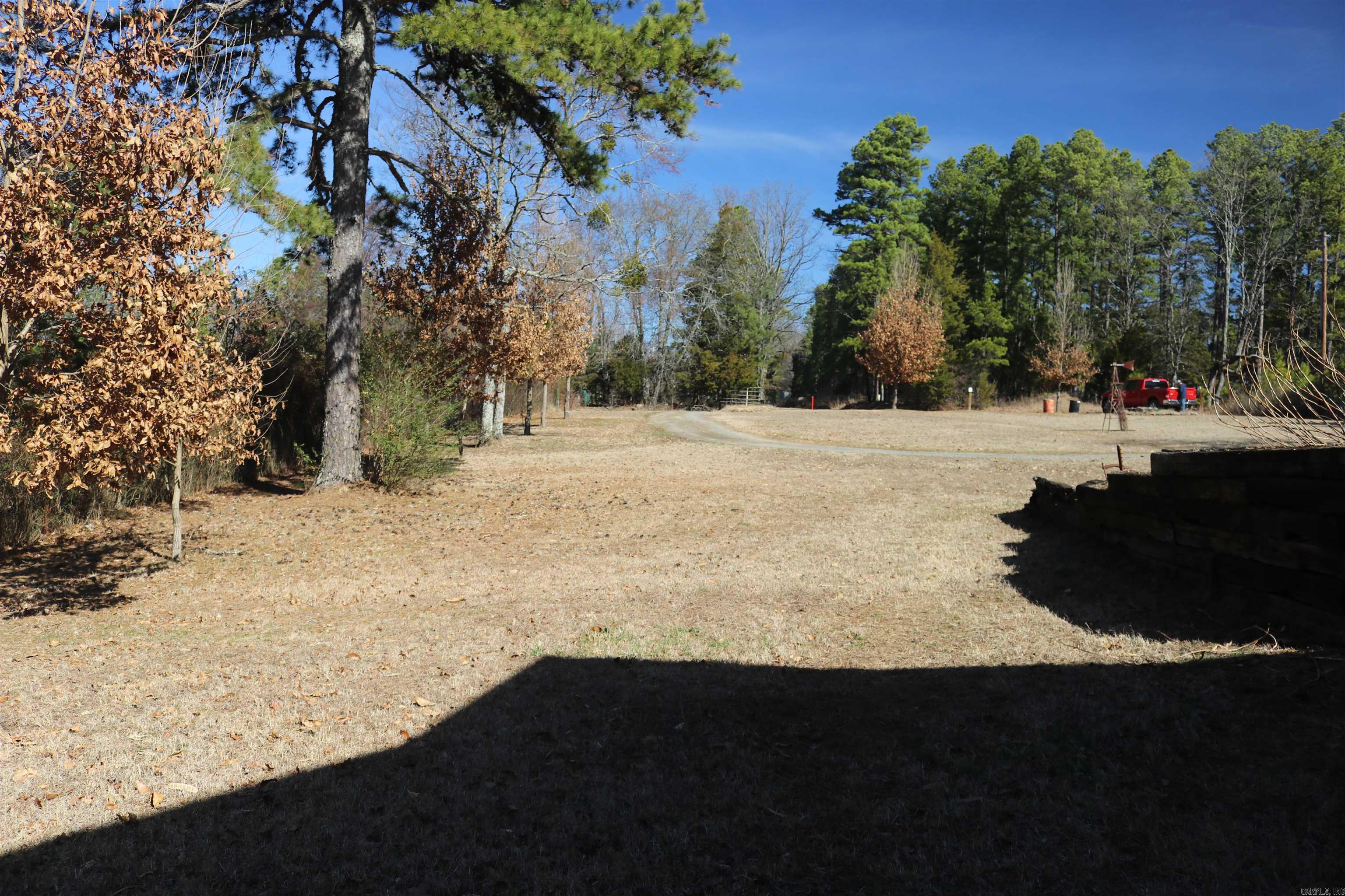 659 Hardway Road Clinton, AR 72031