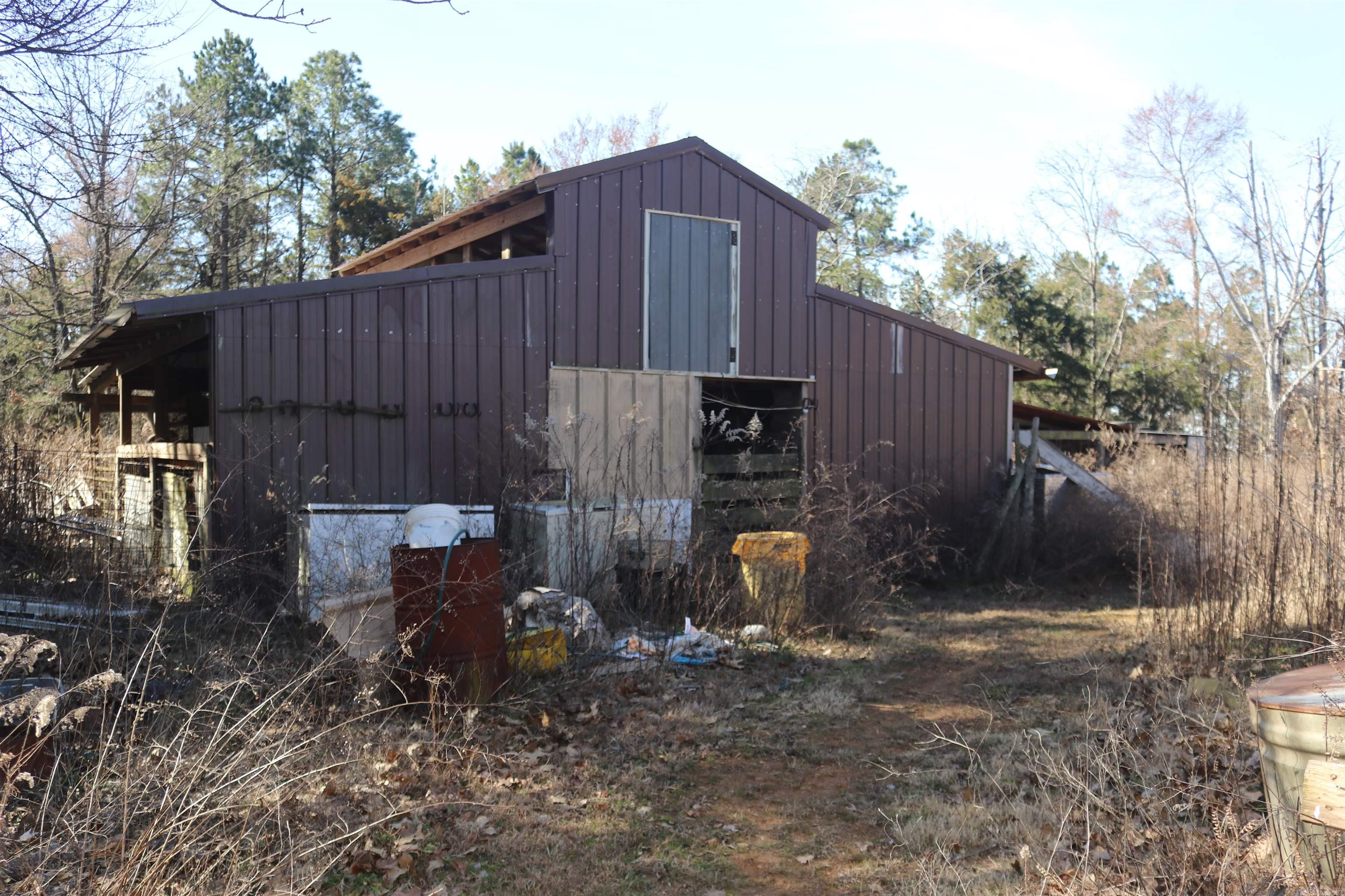 659 Hardway Road Clinton, AR 72031