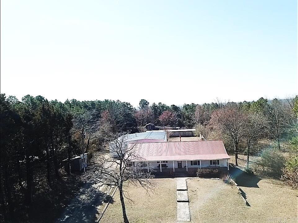 659 Hardway Road Clinton, AR 72031