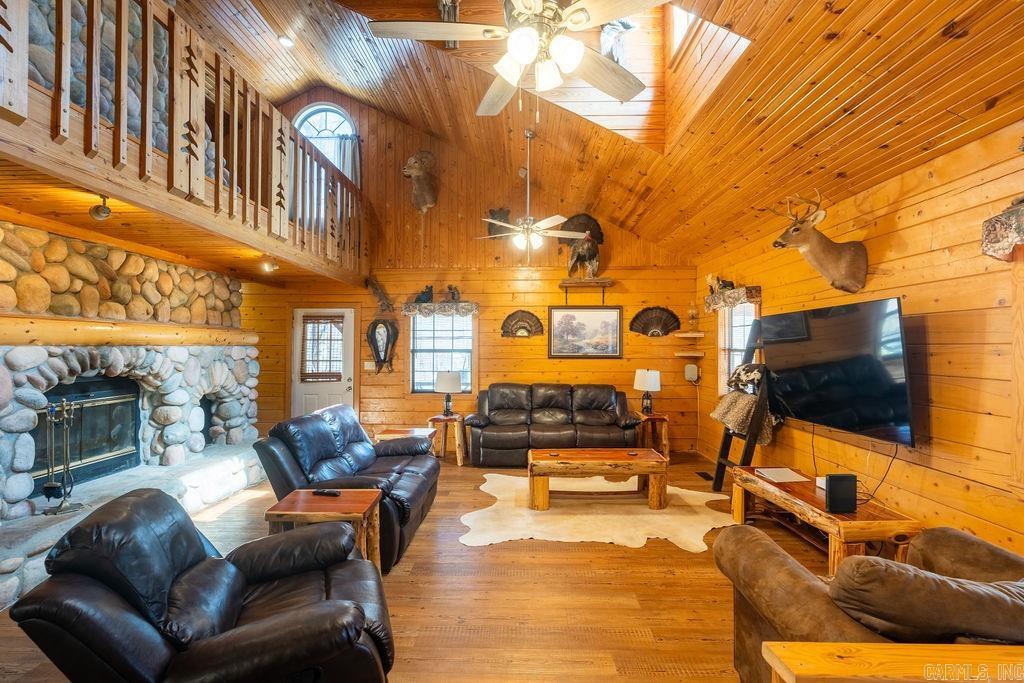 196 Schmelzer Lane Pangburn, AR 72121