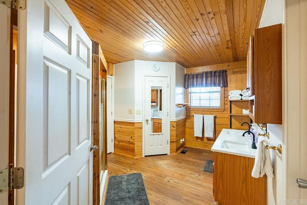 196 Schmelzer Lane Pangburn, AR 72121