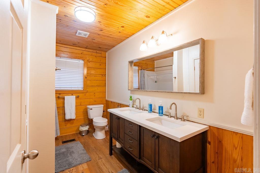 196 Schmelzer Lane Pangburn, AR 72121