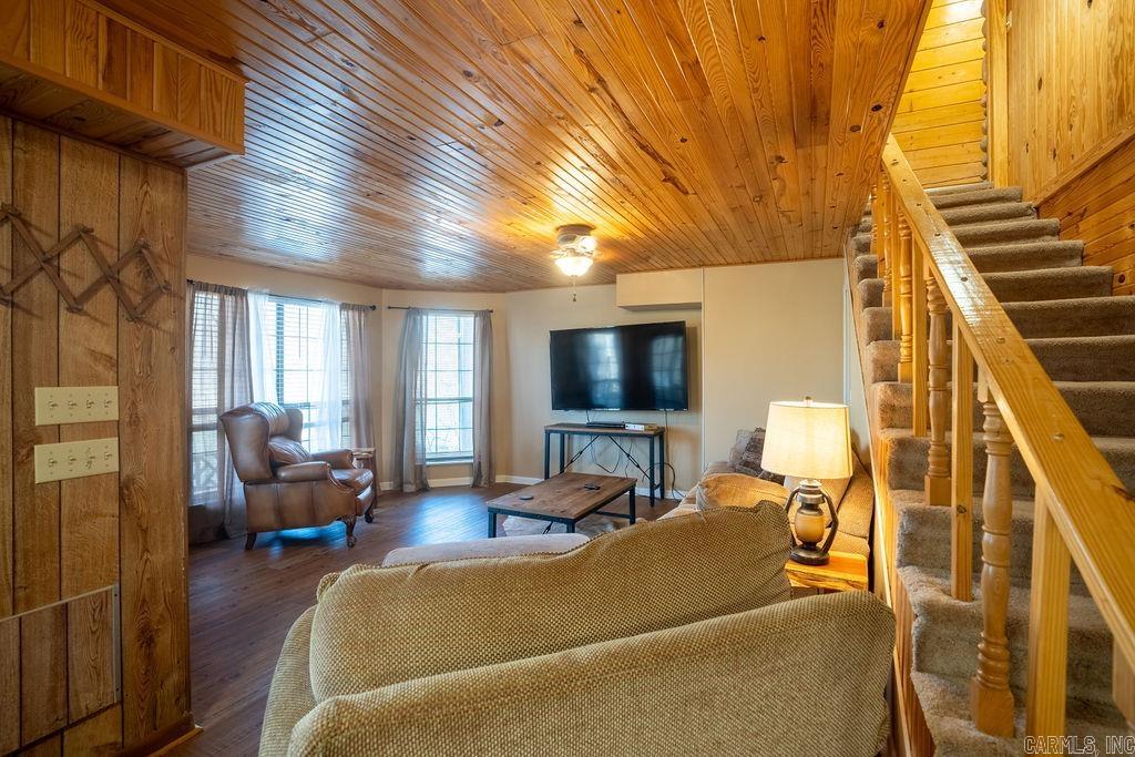 196 Schmelzer Lane Pangburn, AR 72121