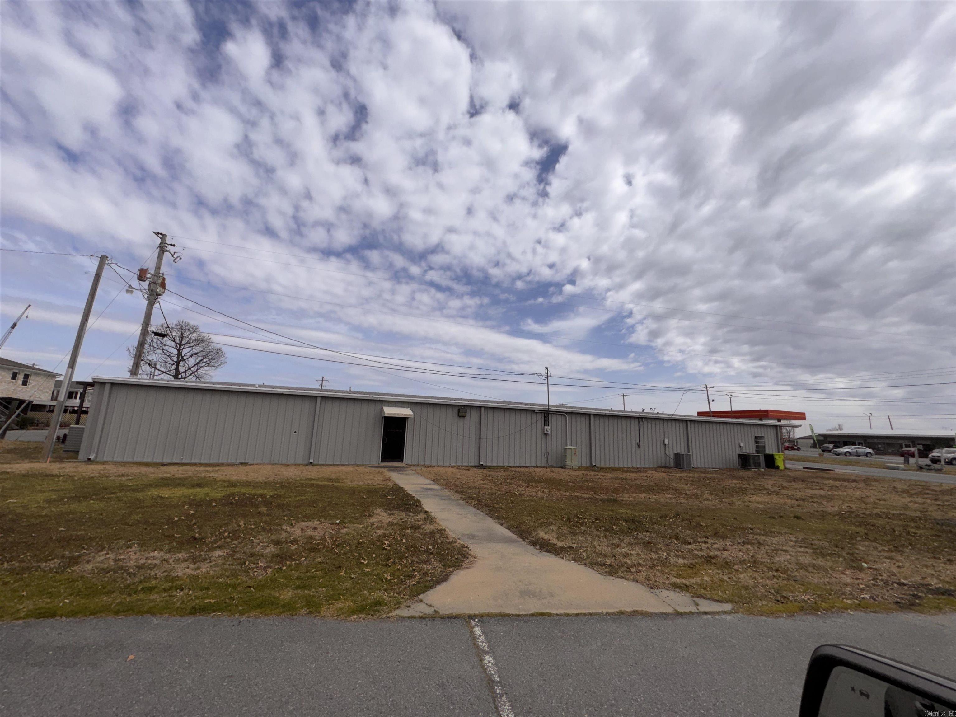 310 W 22nd Unit B Stuttgart, AR