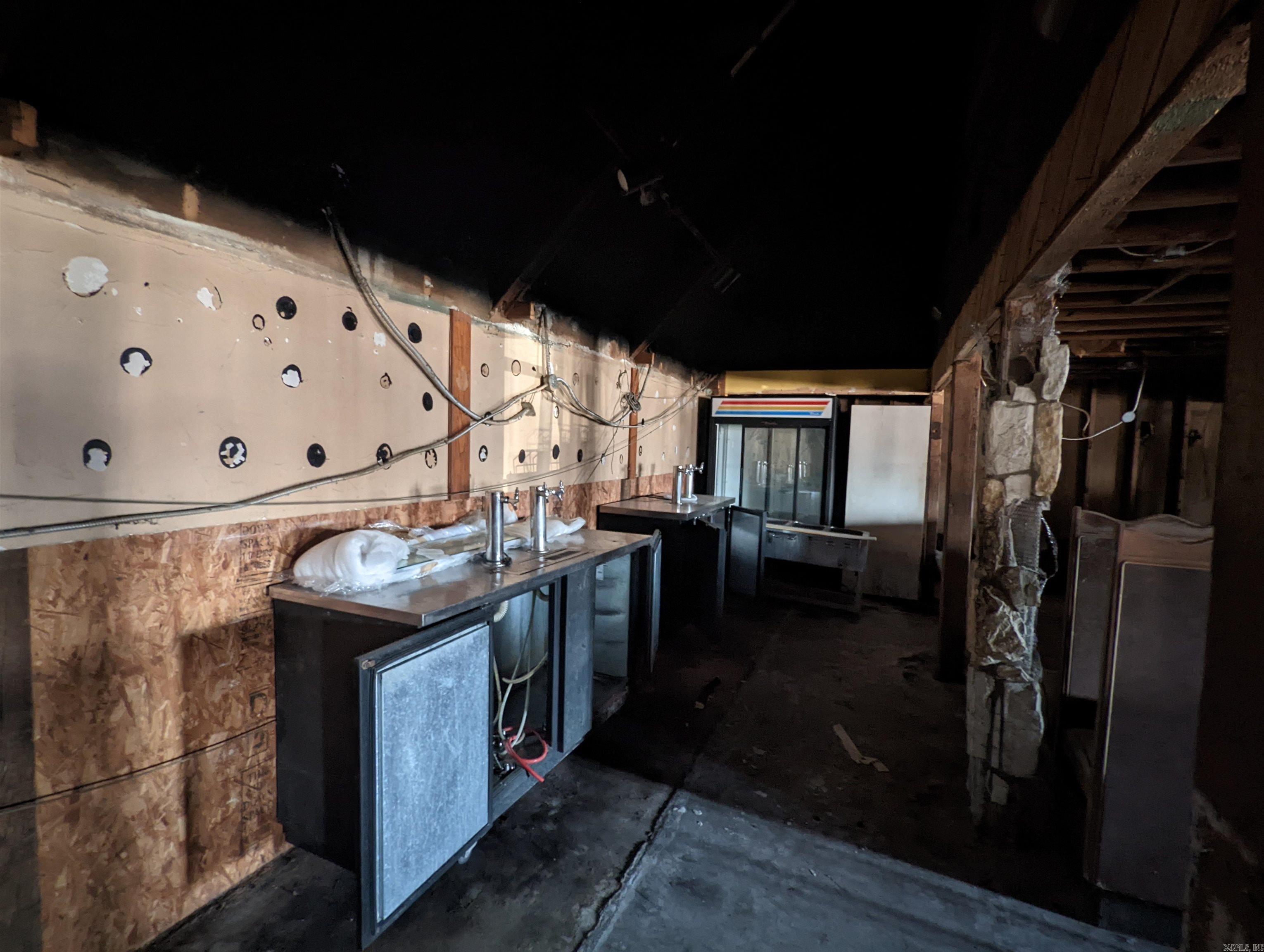 3000 E Race  Searcy, AR