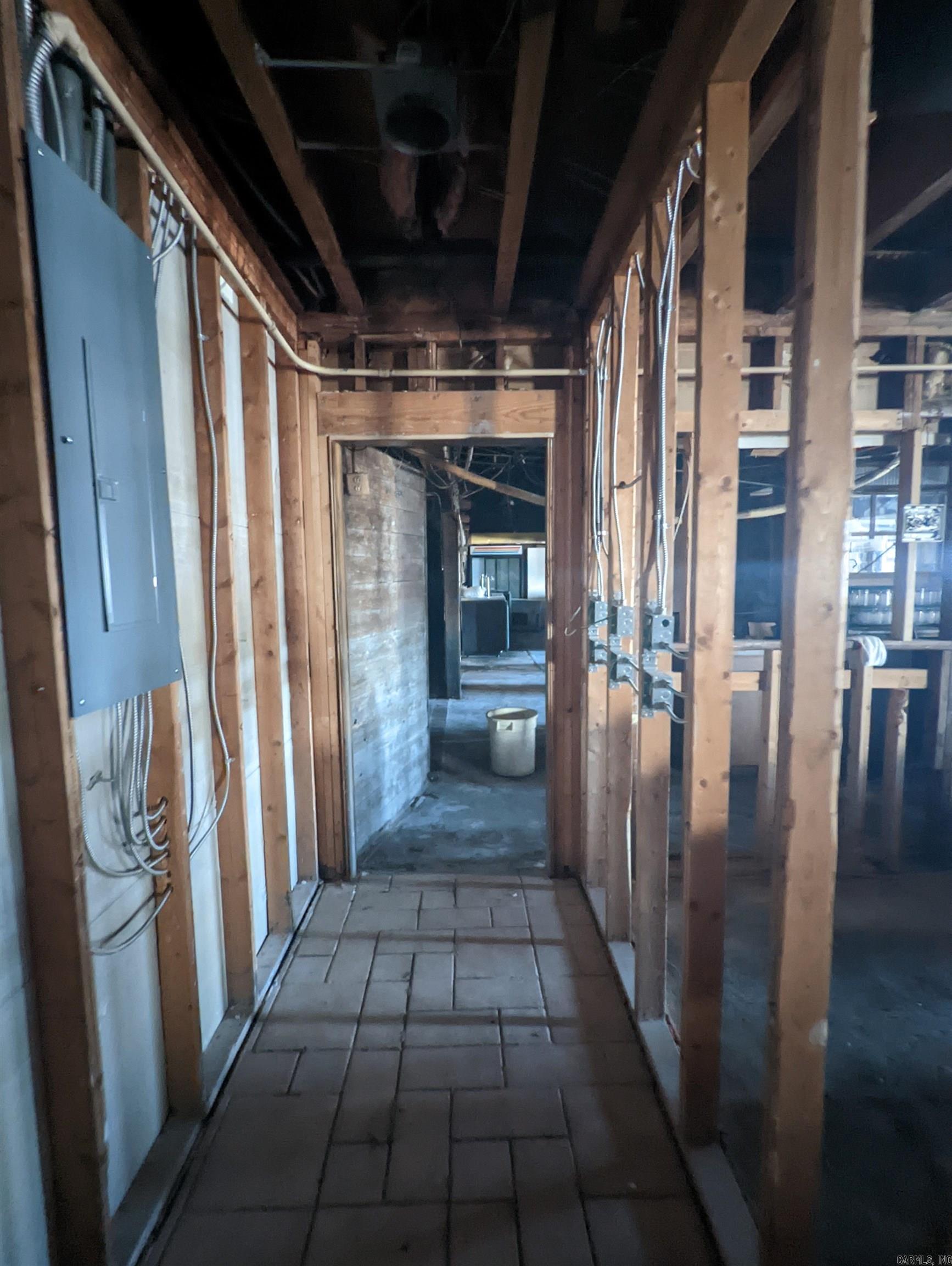 3000 E Race  Searcy, AR