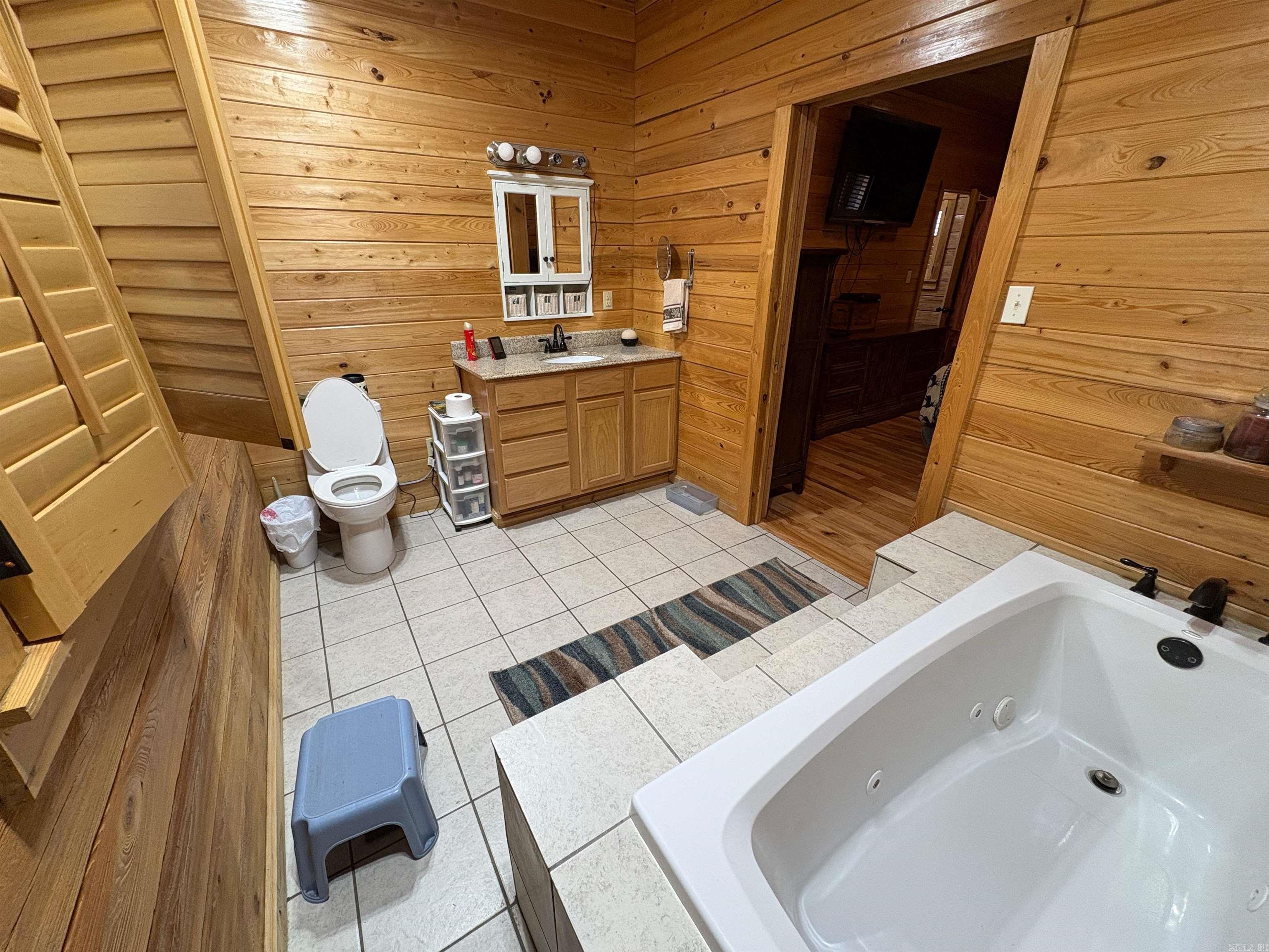 255 Adrian Mc Lane Tichnor, AR 72166