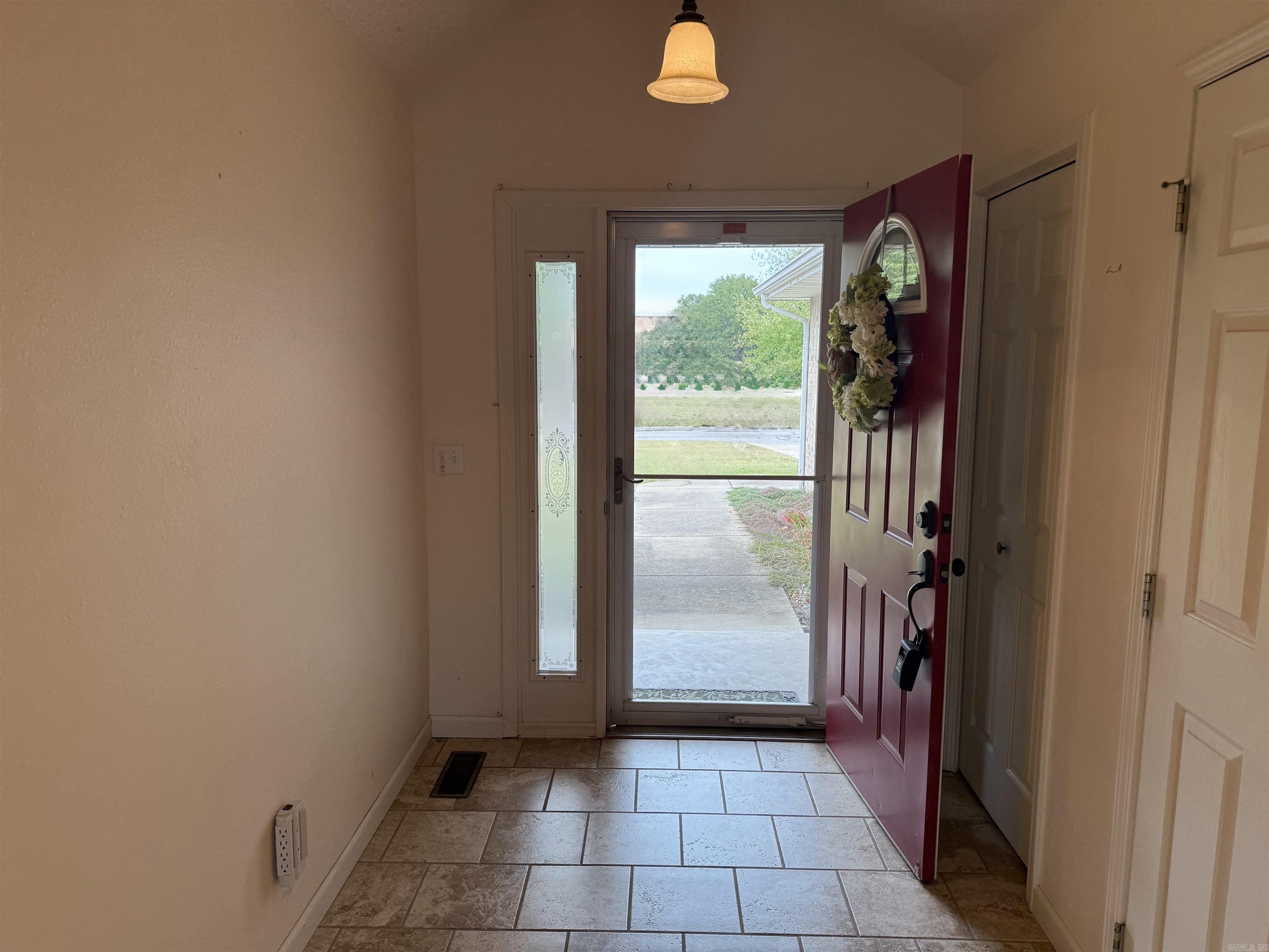 244 Northpointe Dr  Mountain Home, AR