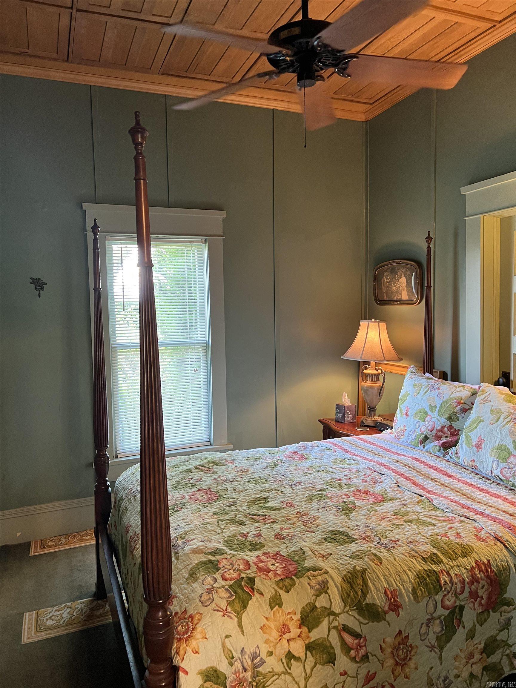 1577 E Main St  Piggott, AR