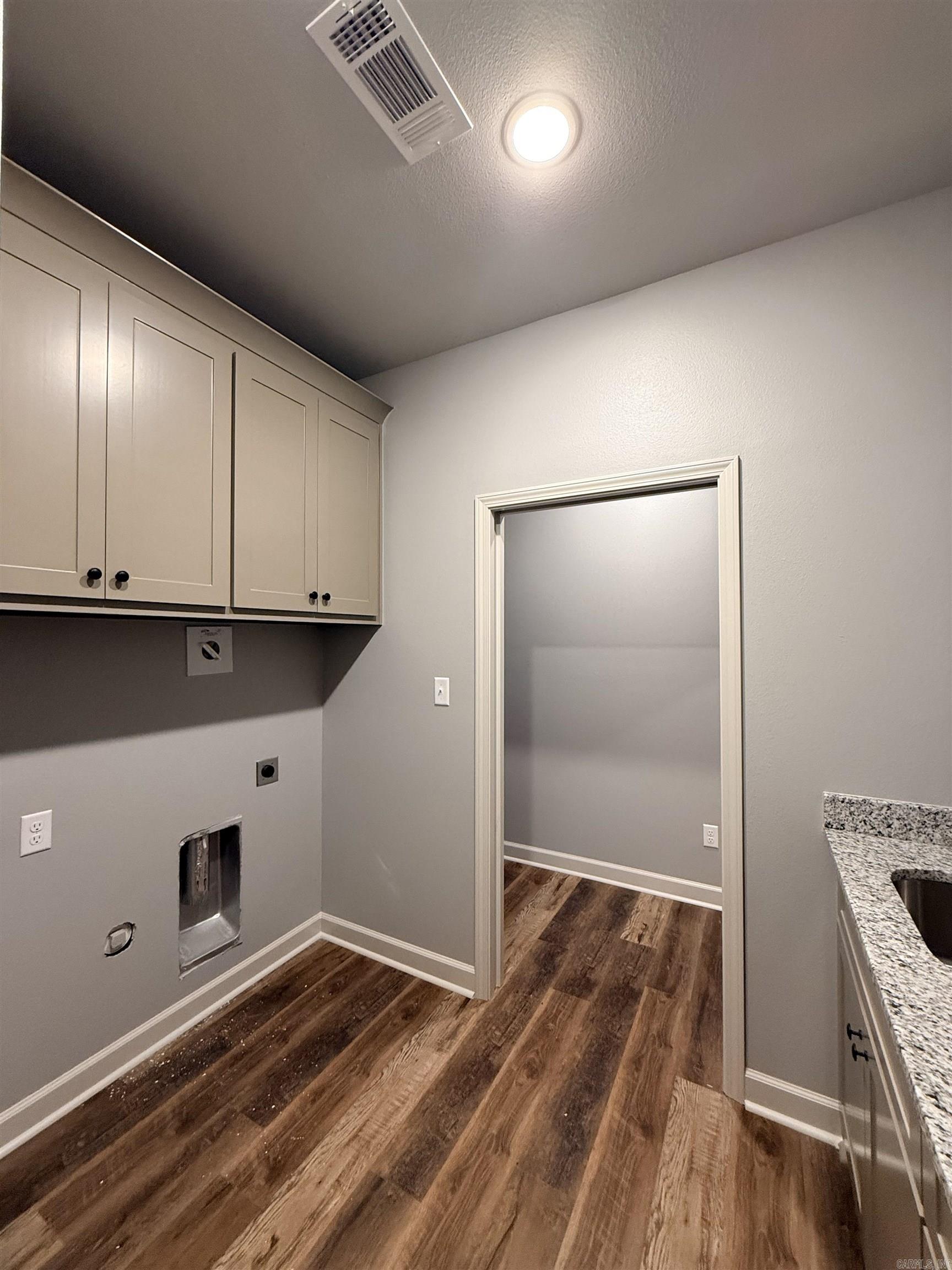 21364 Ashland Road Hensley, AR 72065