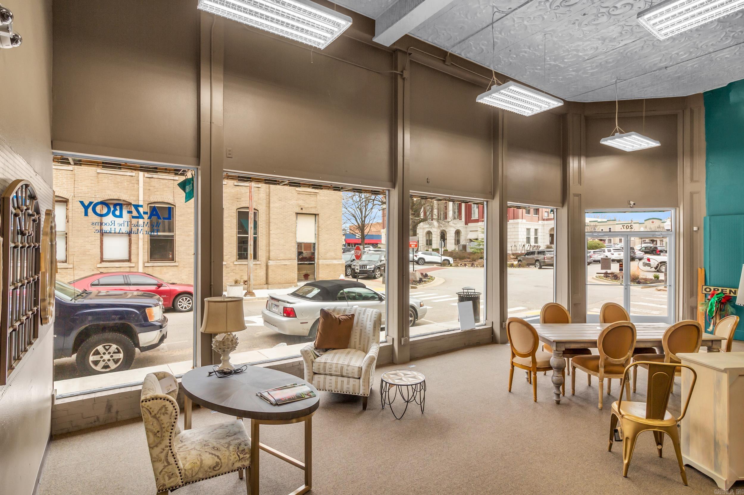 207 W Arch Street 213 Arch Street Searcy, AR