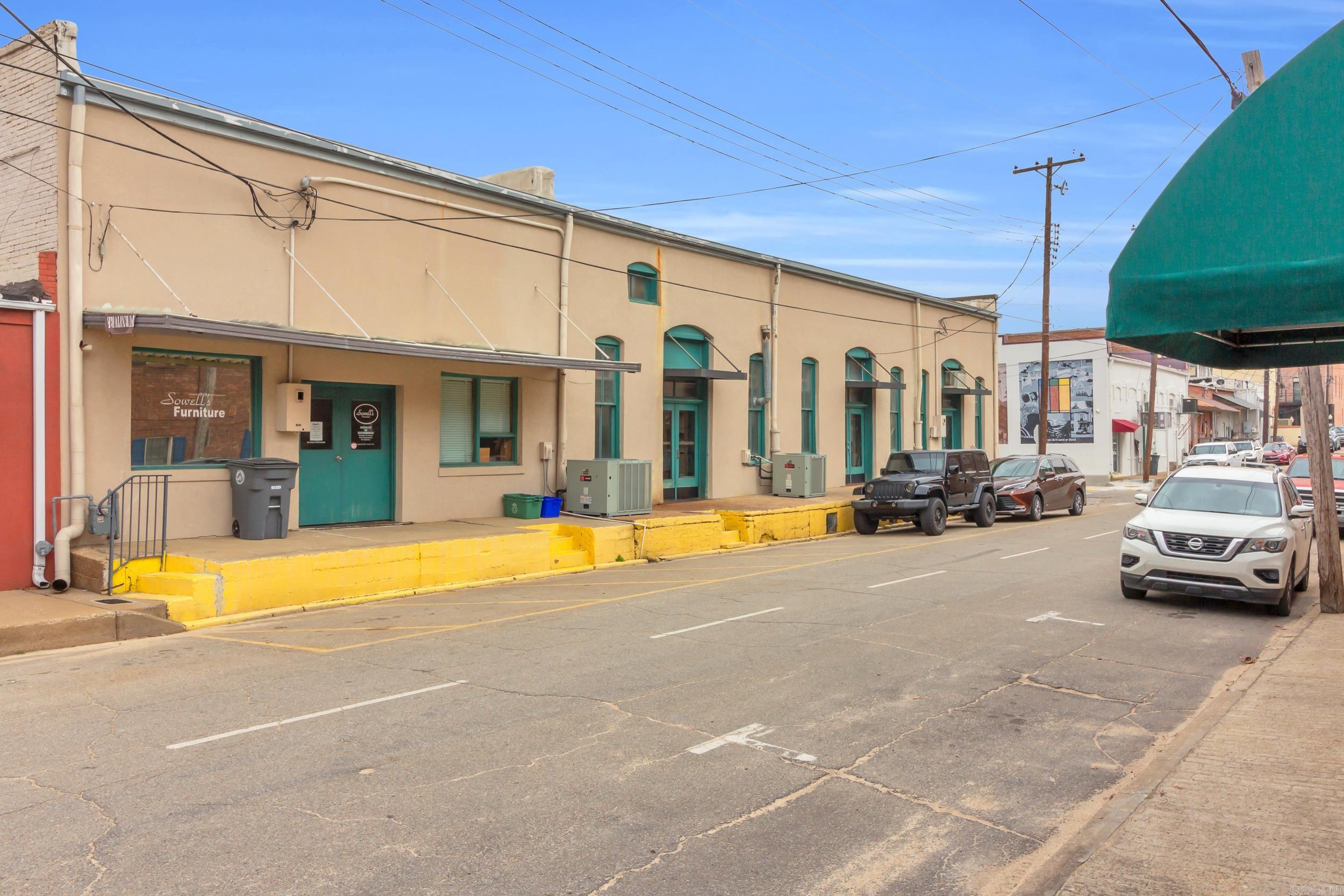 207 W Arch Street 213 Arch Street Searcy, AR